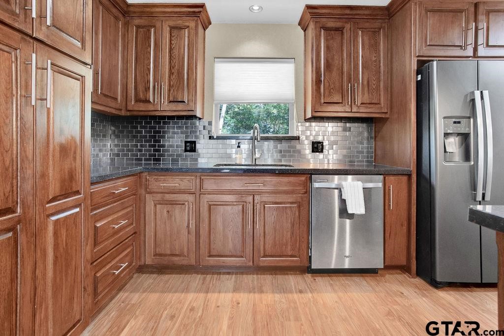 213 Treetop Lane Hideaway TX 75771