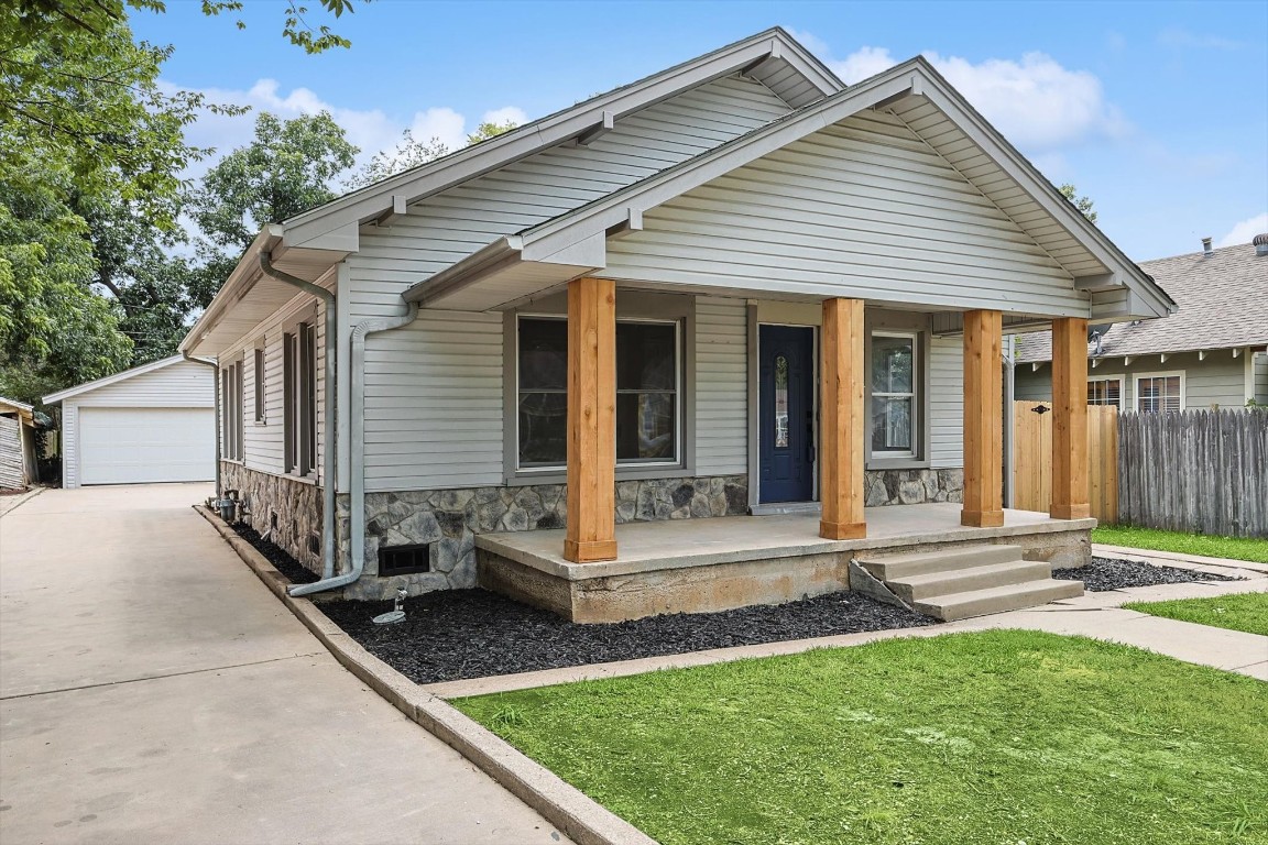 910 W Fischer Street Sherman TX 75092