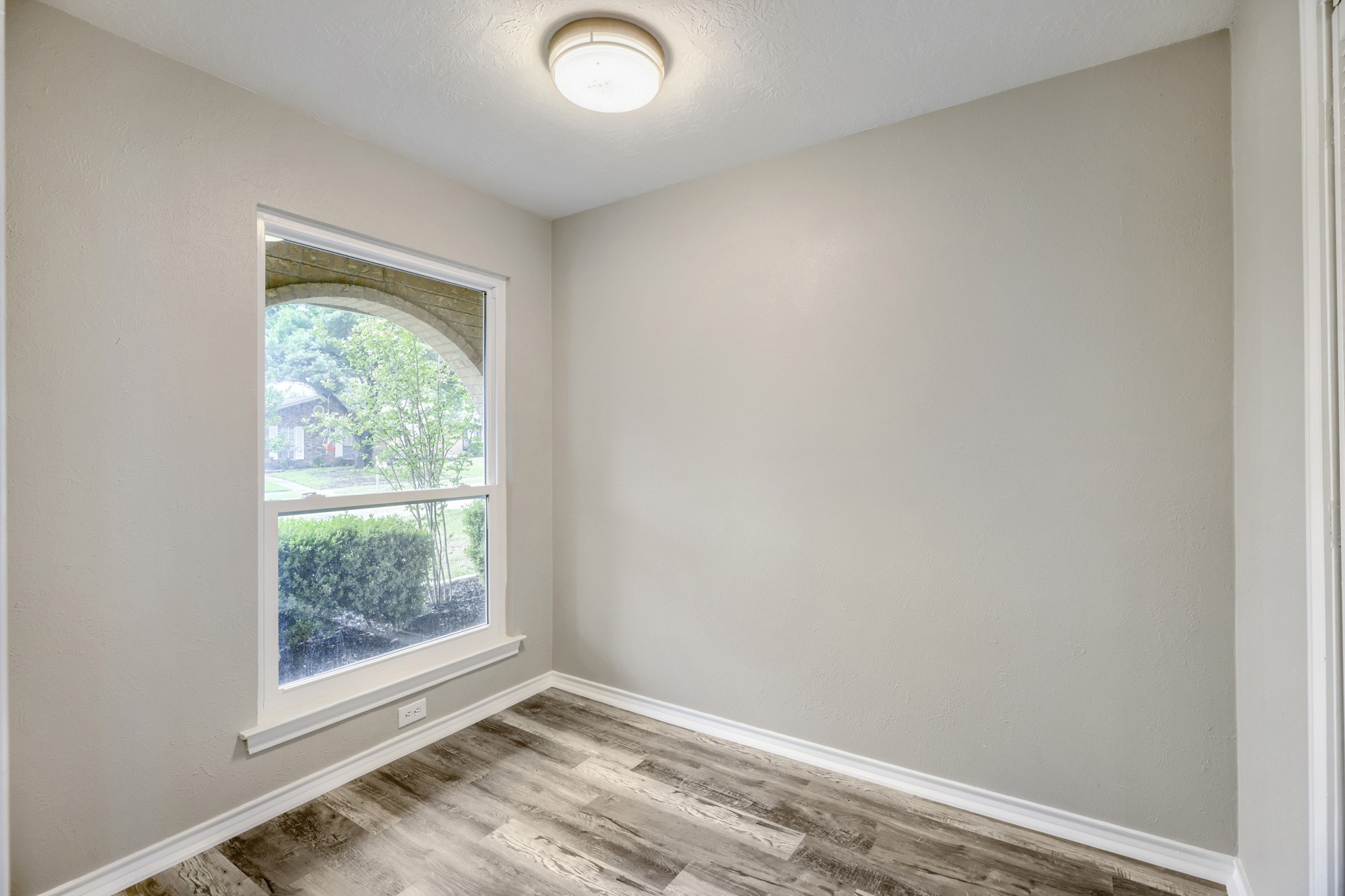 2129 Richbrook Drive Garland TX 75044