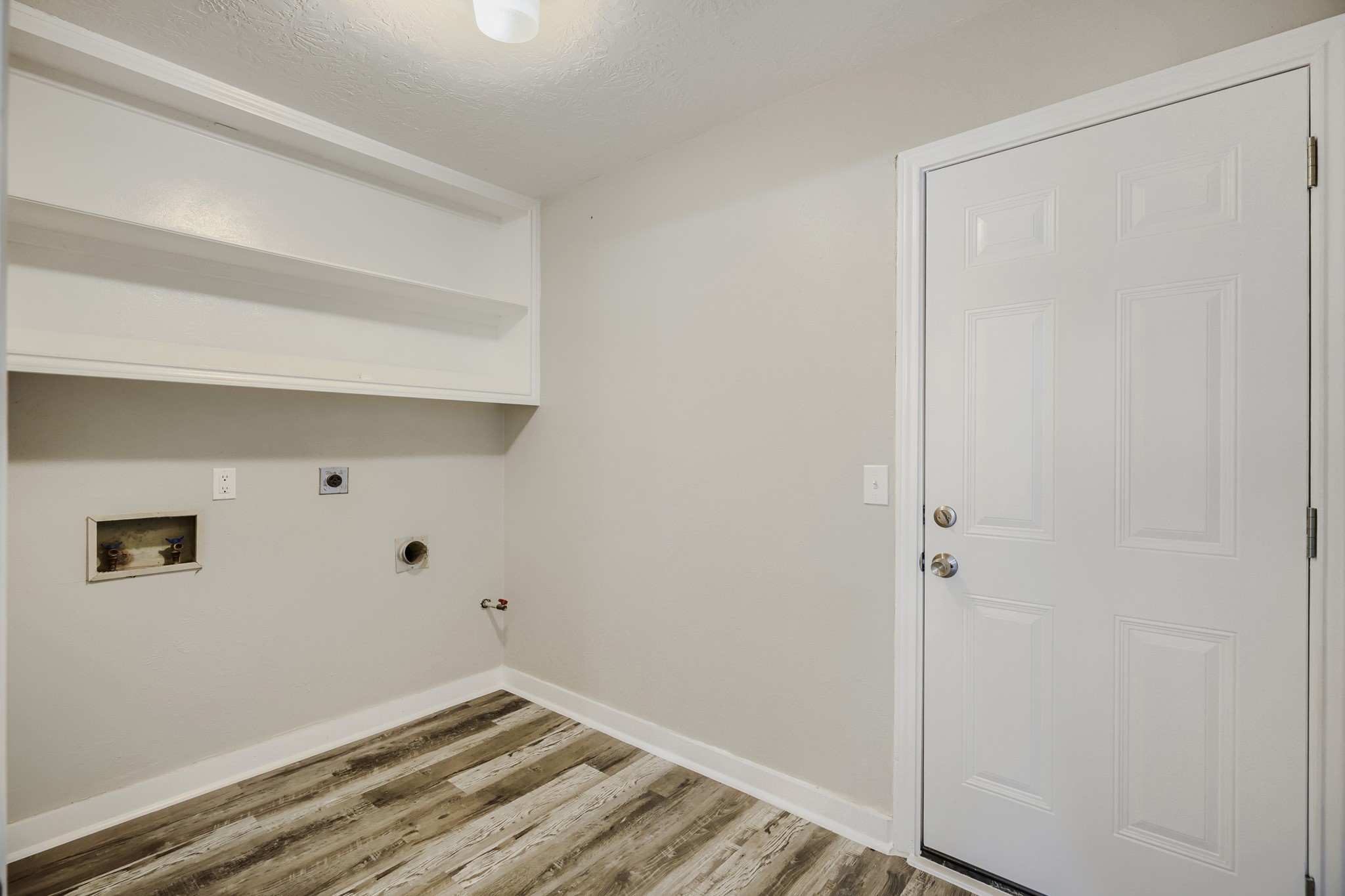 2129 Richbrook Drive Garland TX 75044