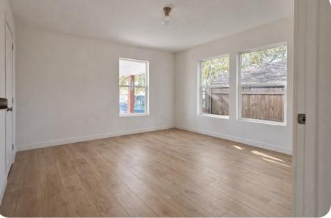2739 Lawrence Street Dallas TX 75215