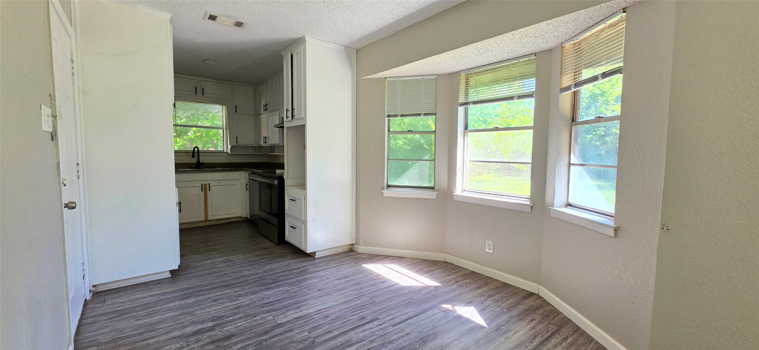 6432 Summit Ridge Drive Watauga TX 76148