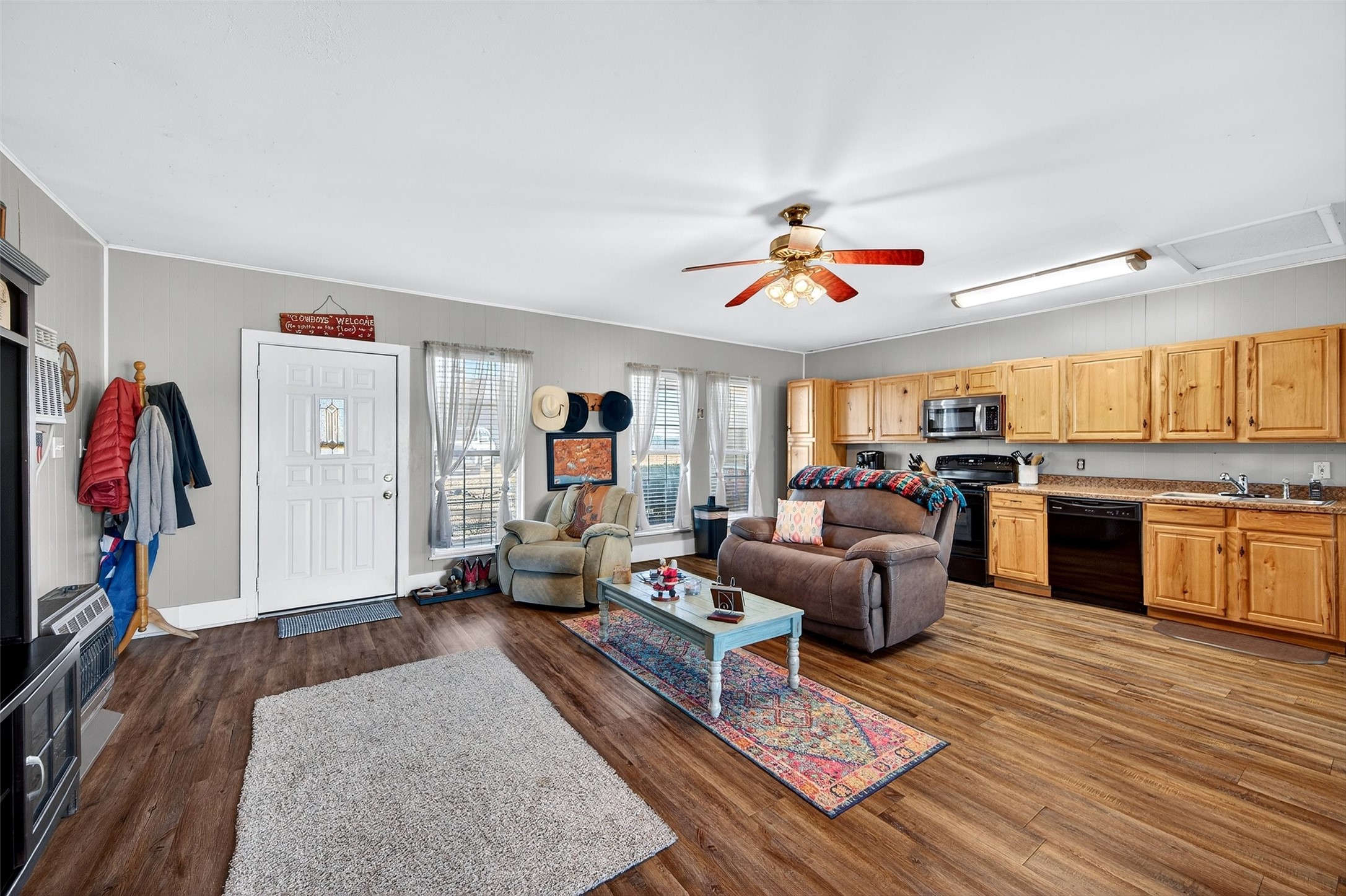 1835 Fm 697 Sherman TX 75090