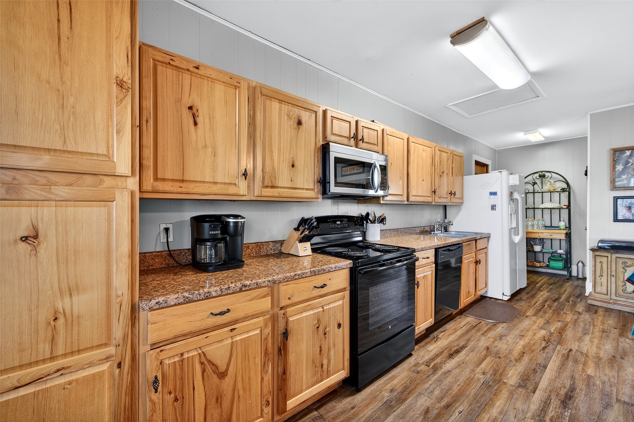 1835 Fm 697 Sherman TX 75090