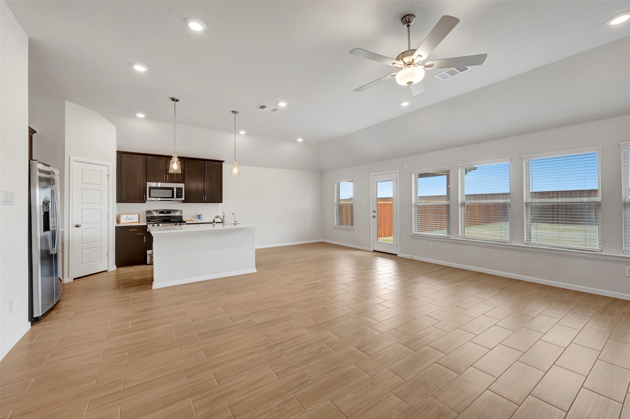 113 Rockwood Lane Justin TX 76247