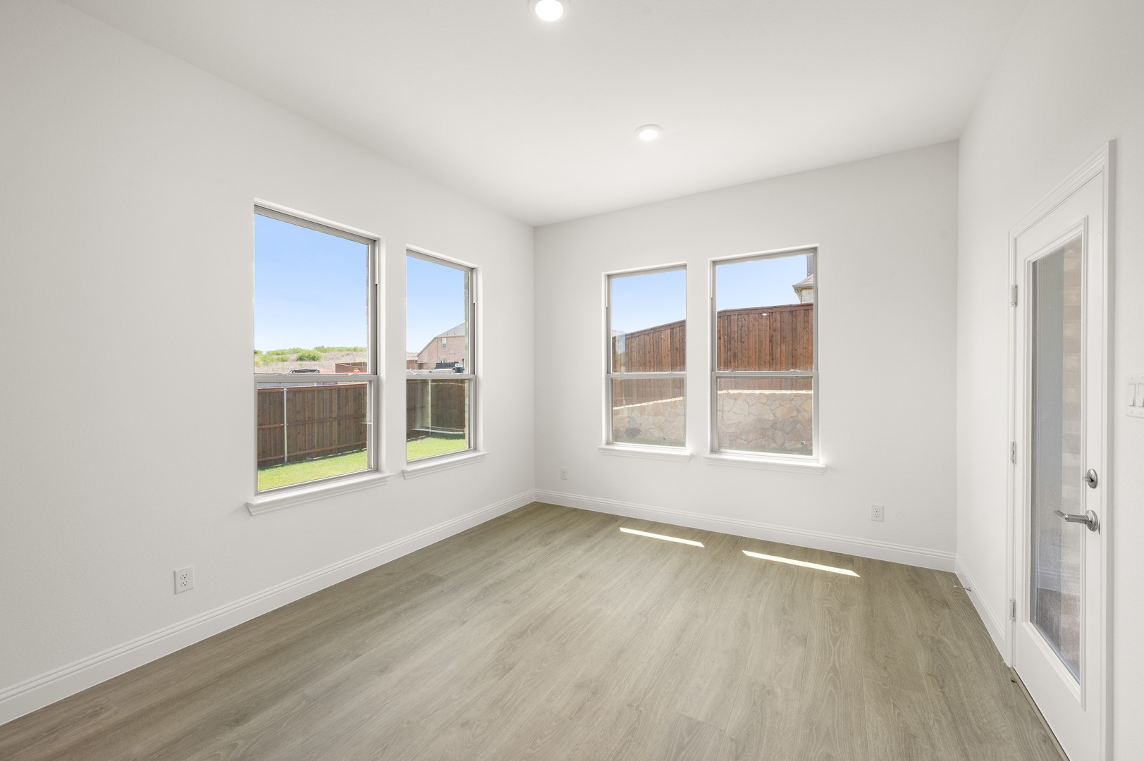 4304 Knight Street Midlothian TX 76065