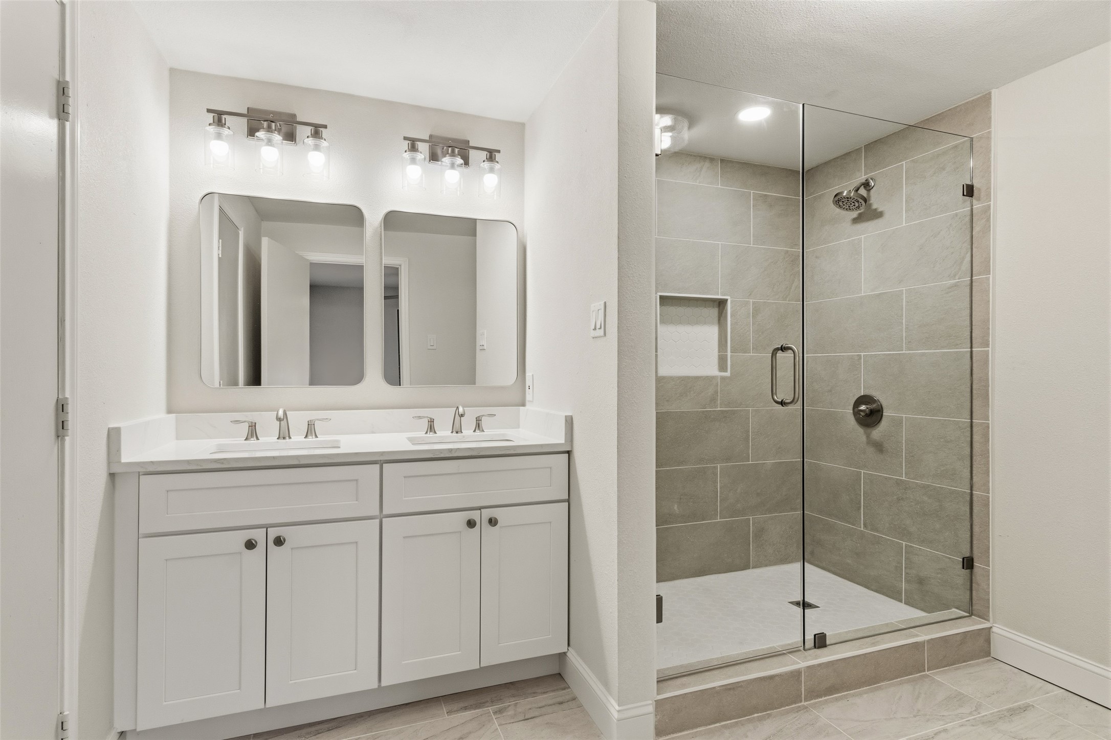 3801 Pleasant Wood Court Arlington TX 76016