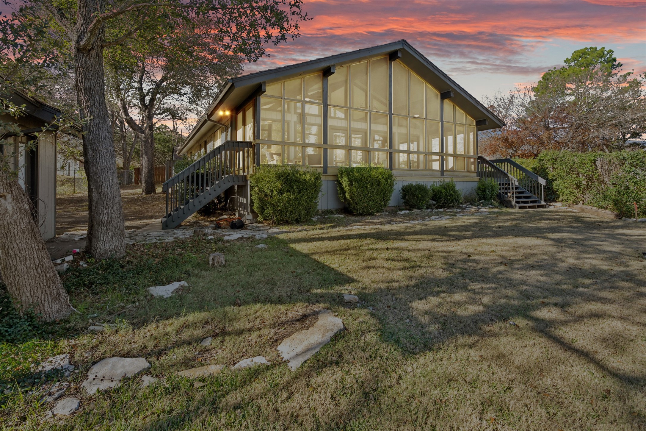 1405 E Tioga Court Granbury TX 76048