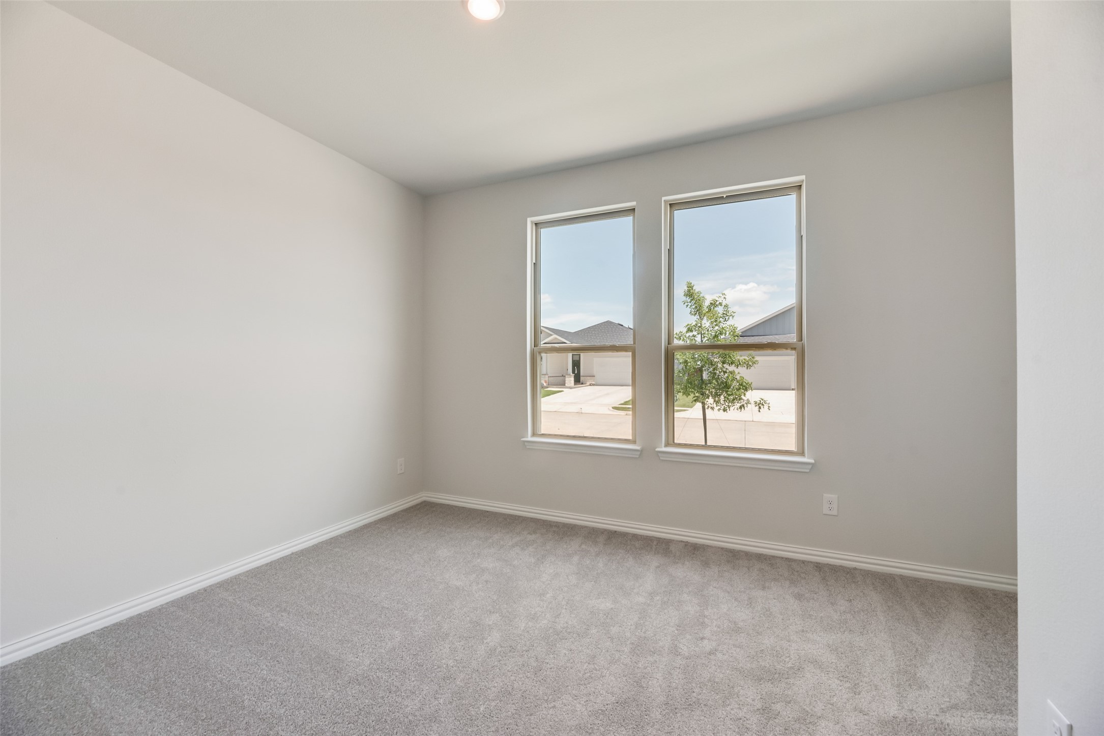 1017 Canoe Way Crowley TX 76036