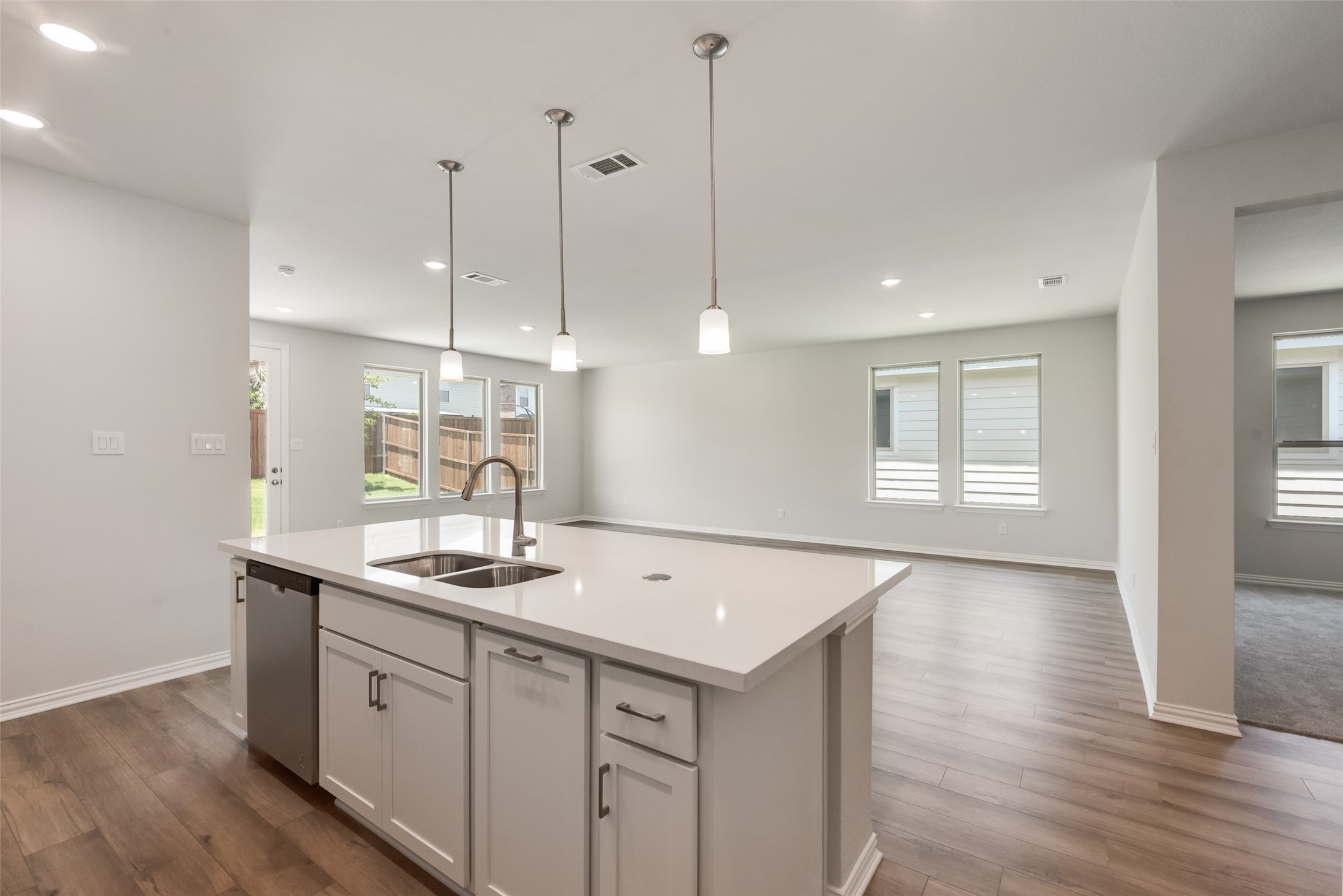 1017 Canoe Way Crowley TX 76036