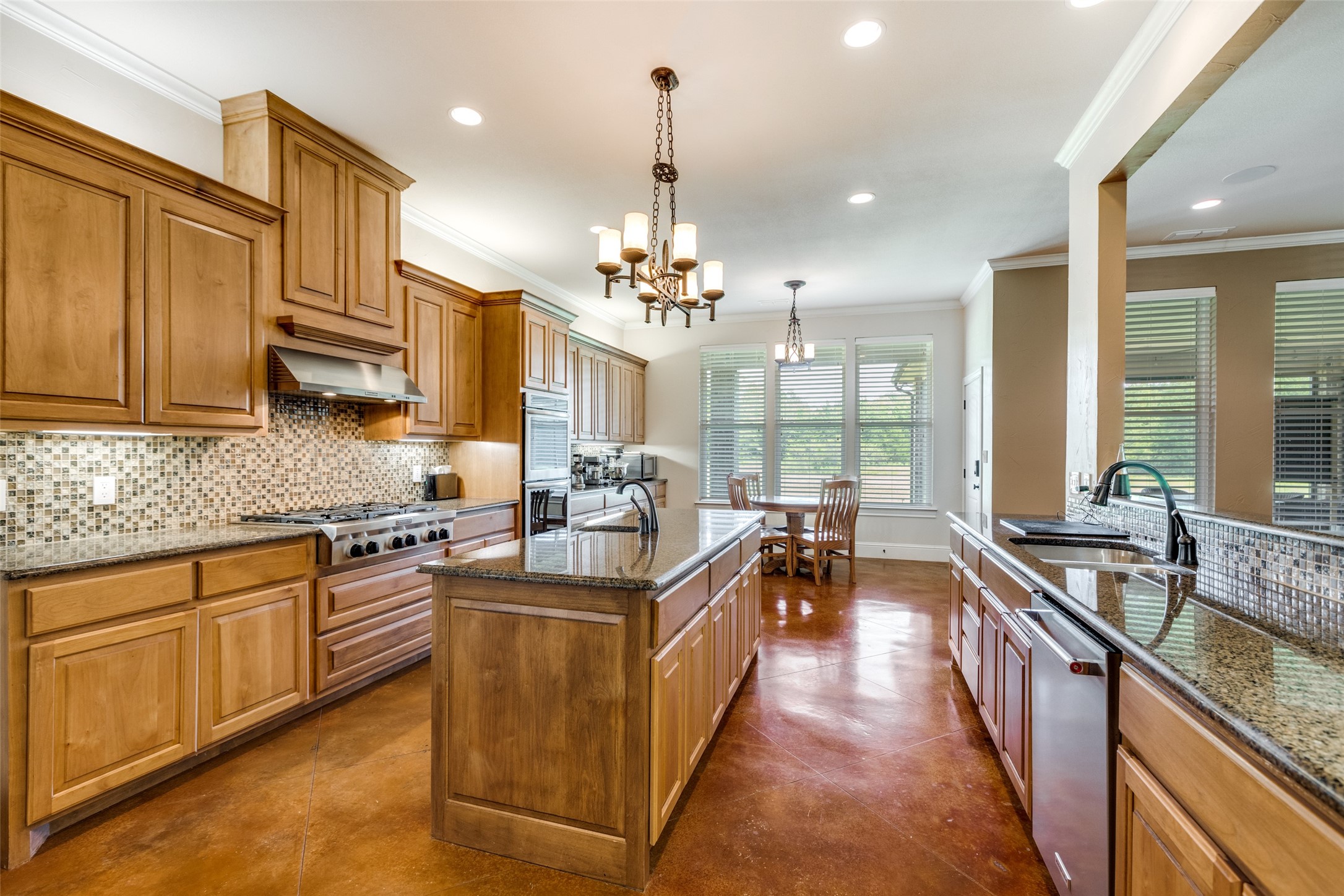 643 County Road 2255 Telephone TX 75488