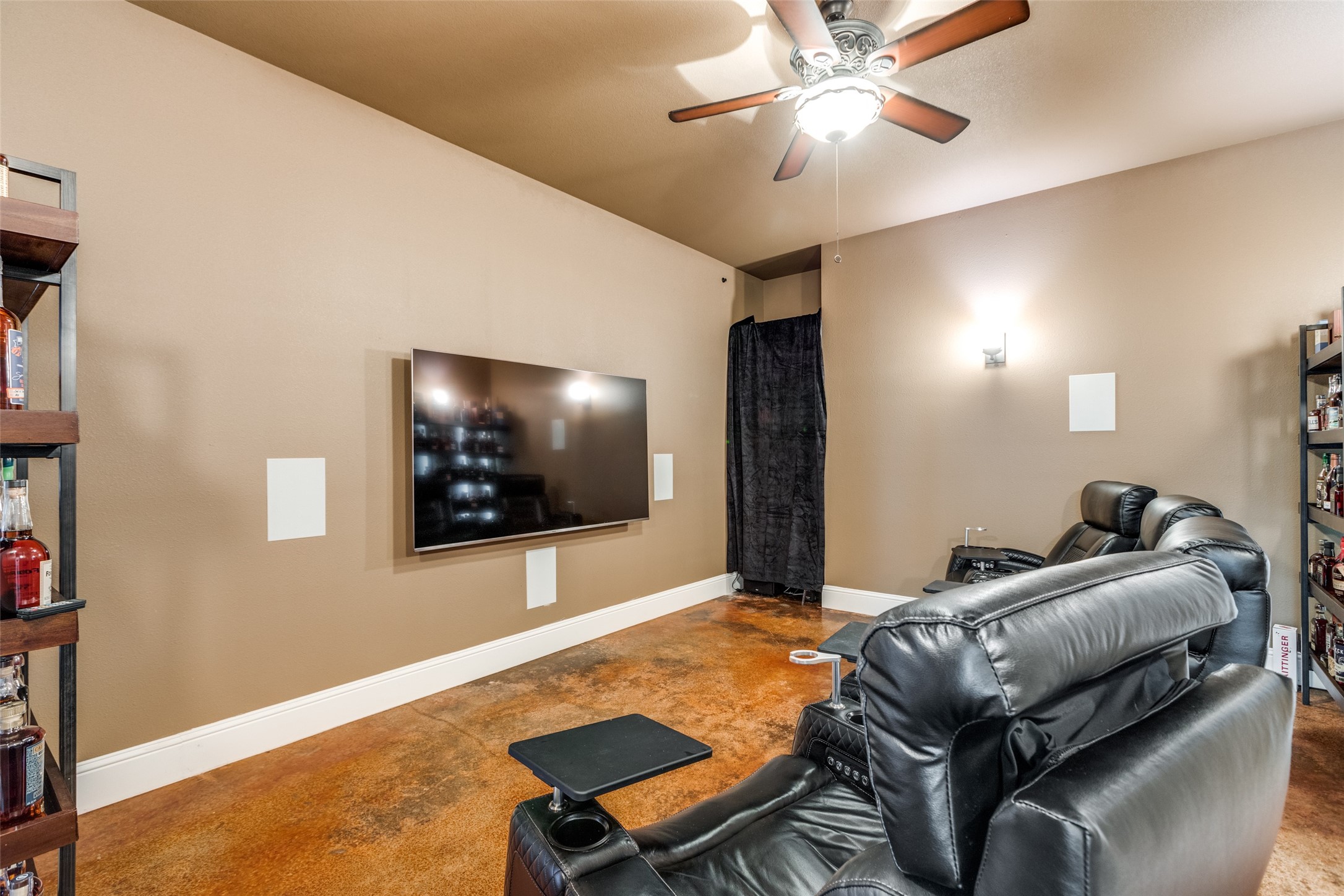 643 County Road 2255 Telephone TX 75488
