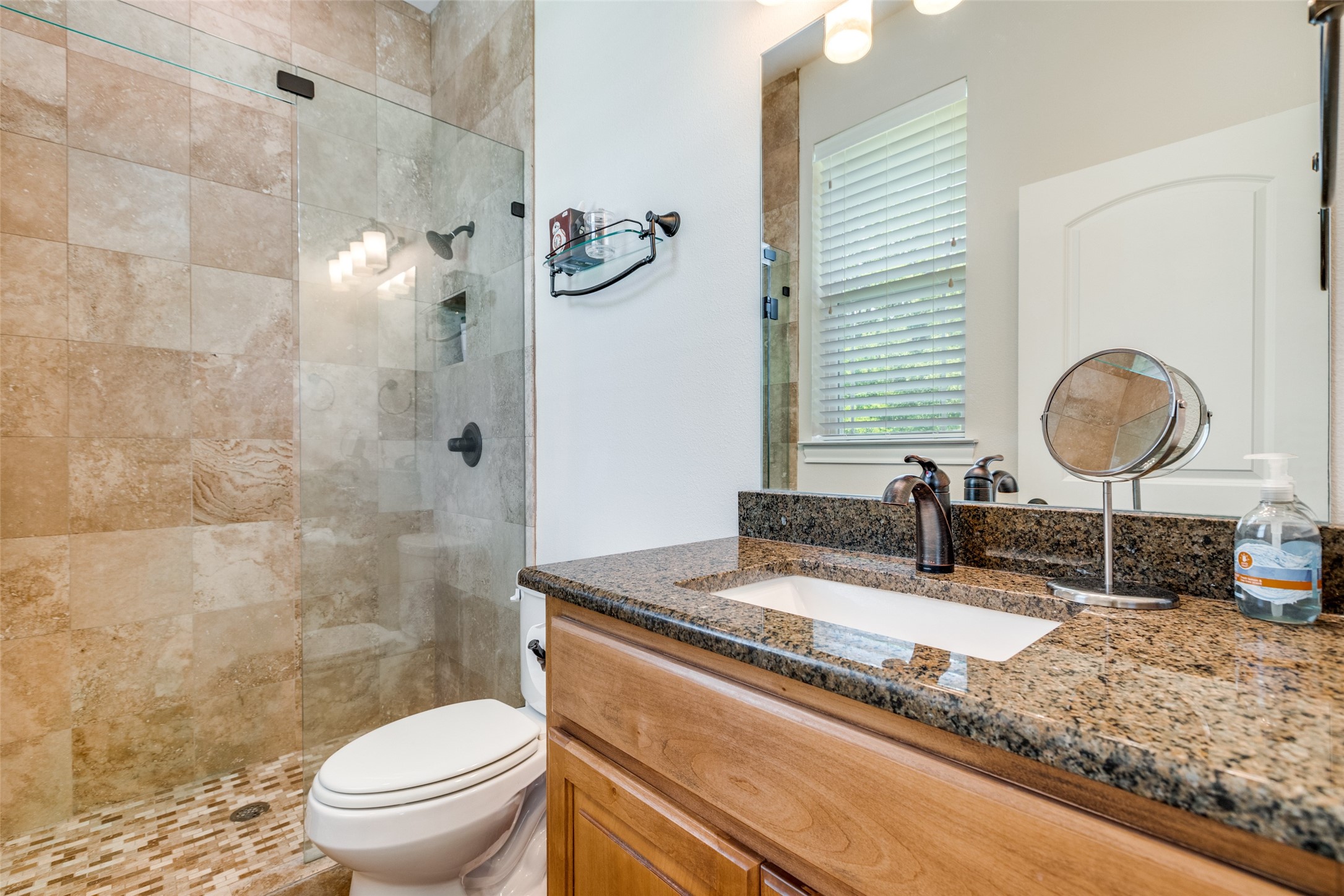 643 County Road 2255 Telephone TX 75488