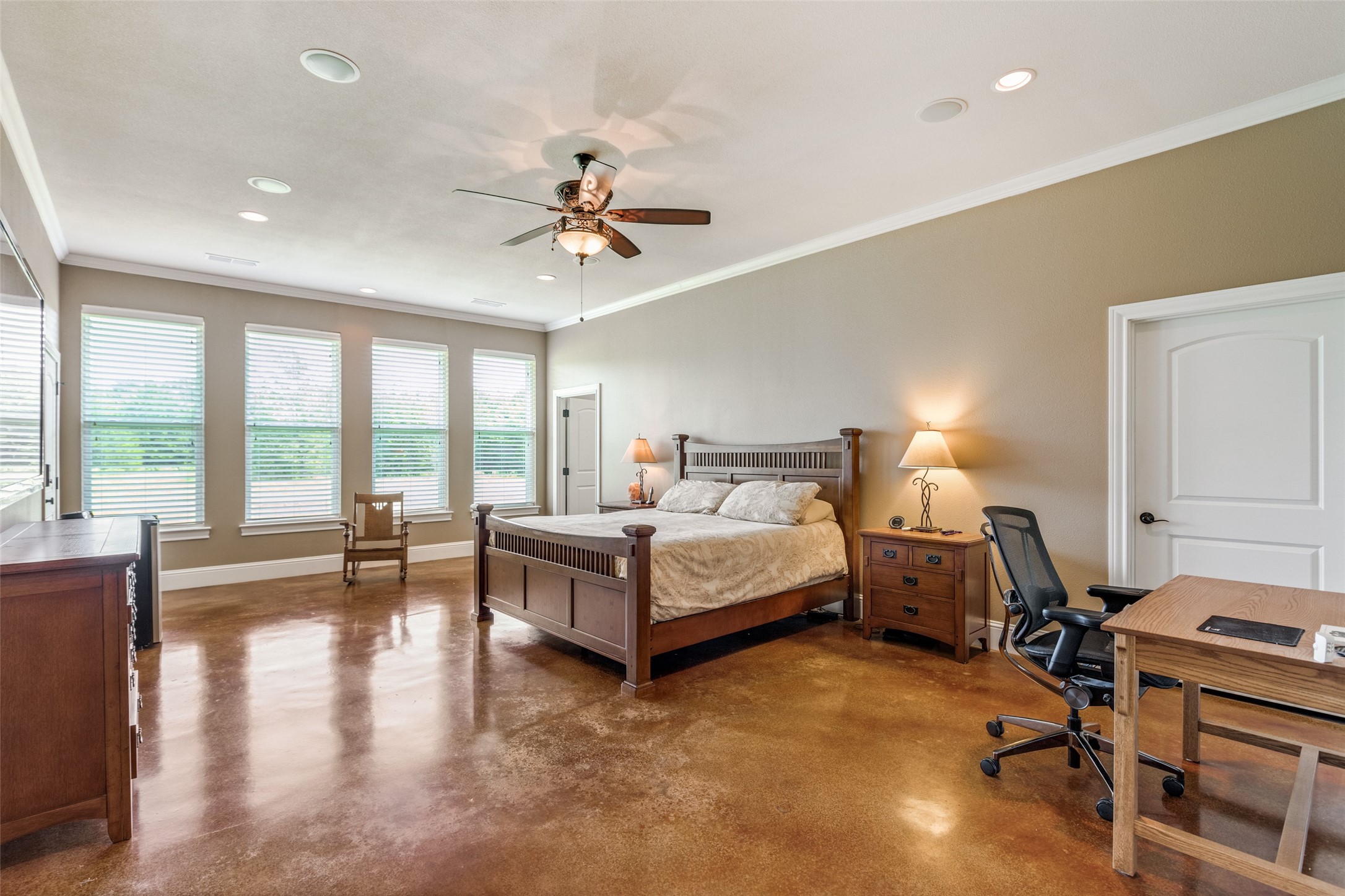 643 County Road 2255 Telephone TX 75488