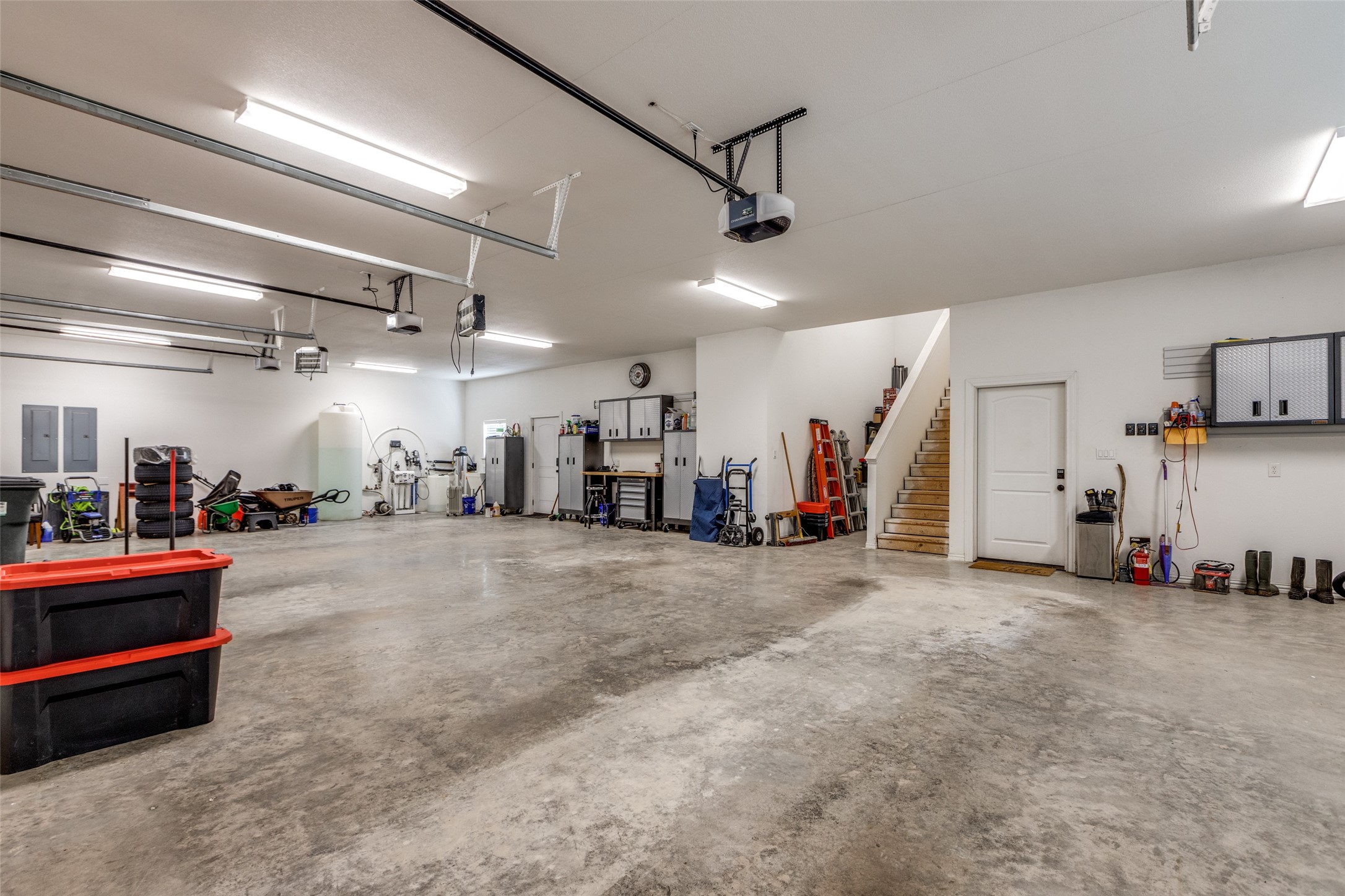 643 County Road 2255 Telephone TX 75488