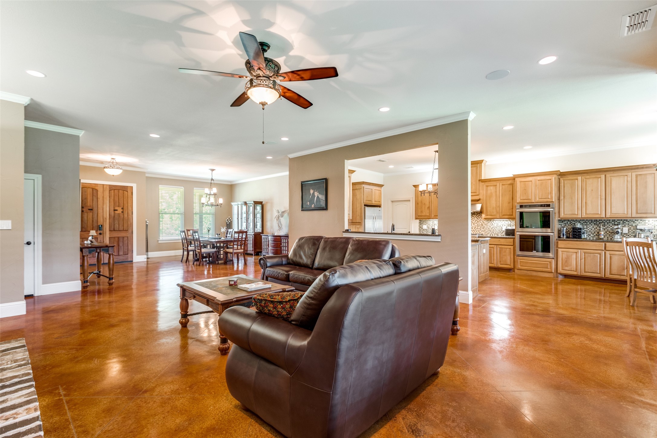 643 County Road 2255 Telephone TX 75488