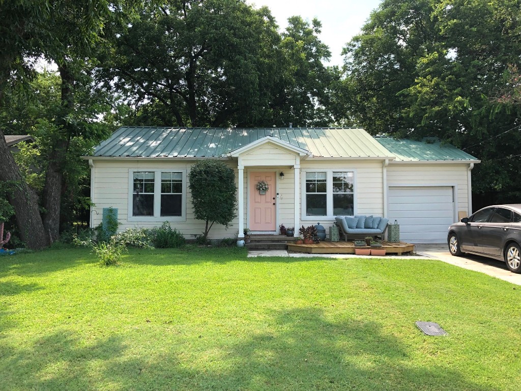 209 S 2nd Street Sanger TX 76266