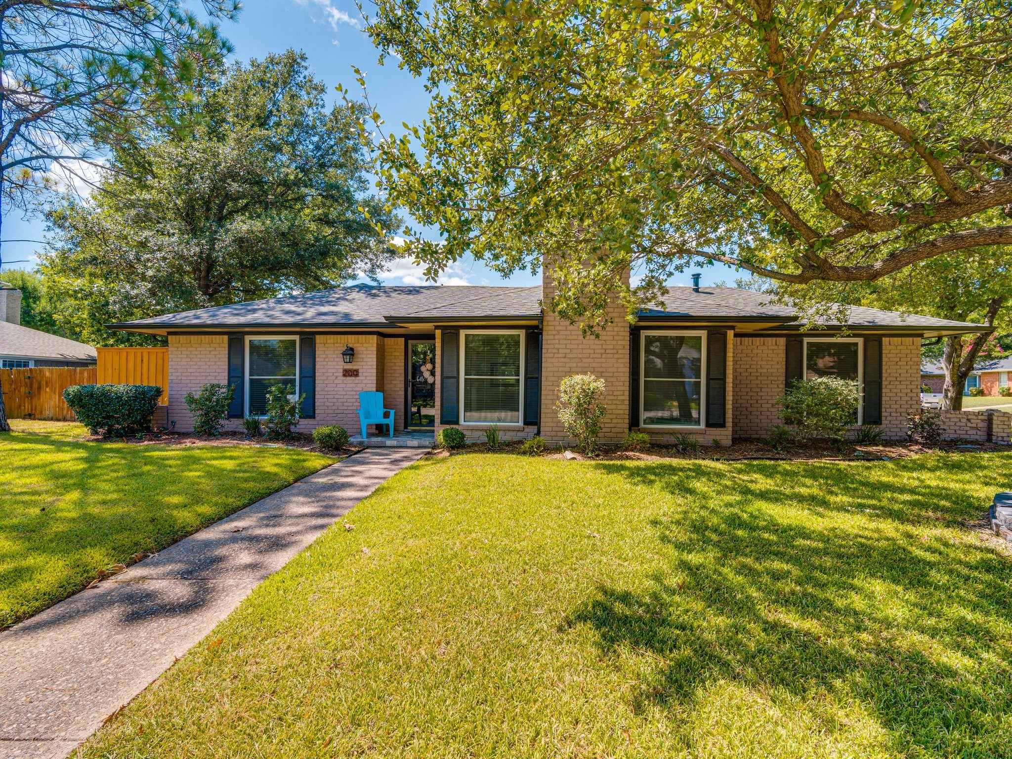 200 Sagebrush Lane Waxahachie TX 75165