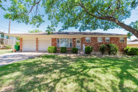 705 S Cowan Street Decatur TX 76234