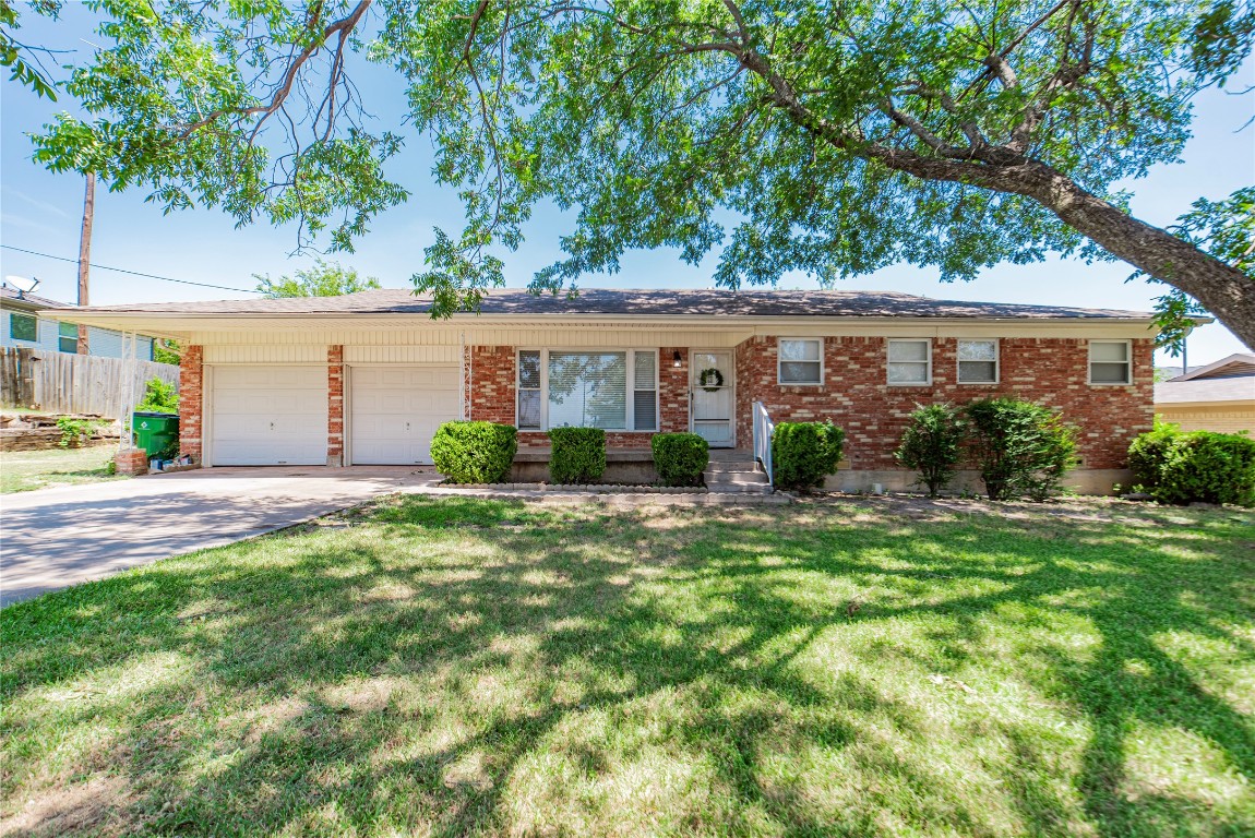 705 S Cowan Street Decatur TX 76234