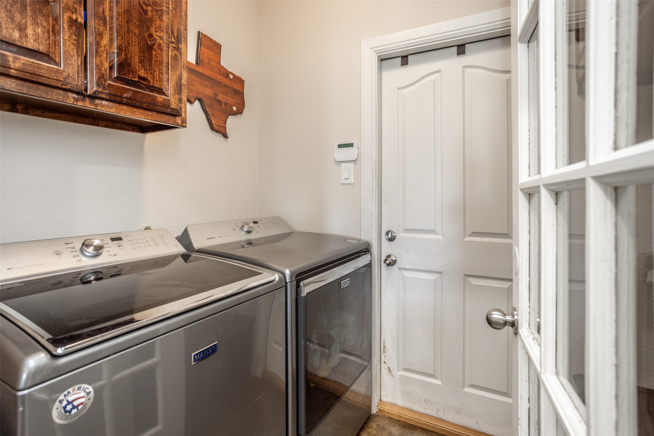 1091 County Road 348 Valley View TX 76272