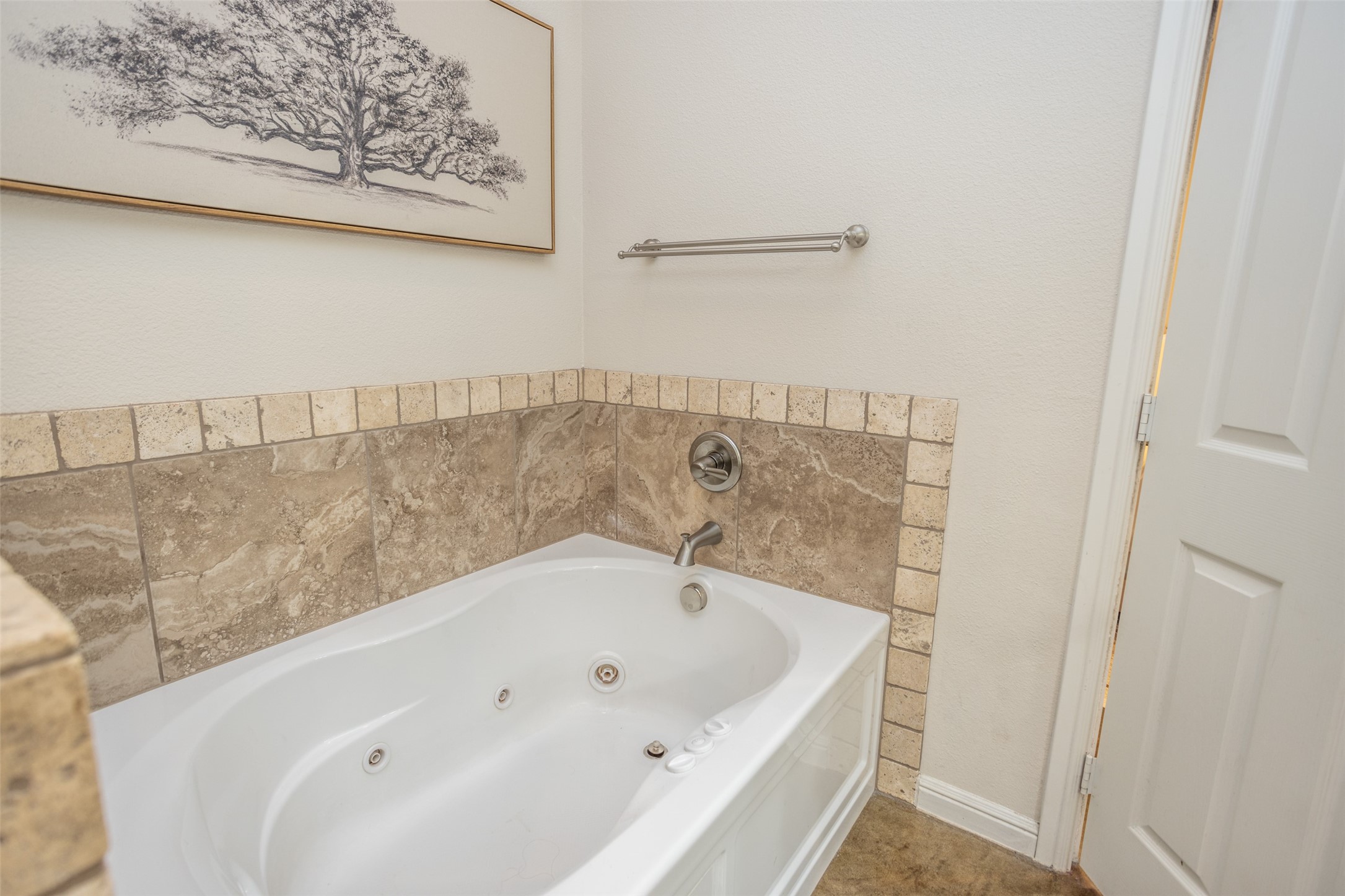 1091 County Road 348 Valley View TX 76272