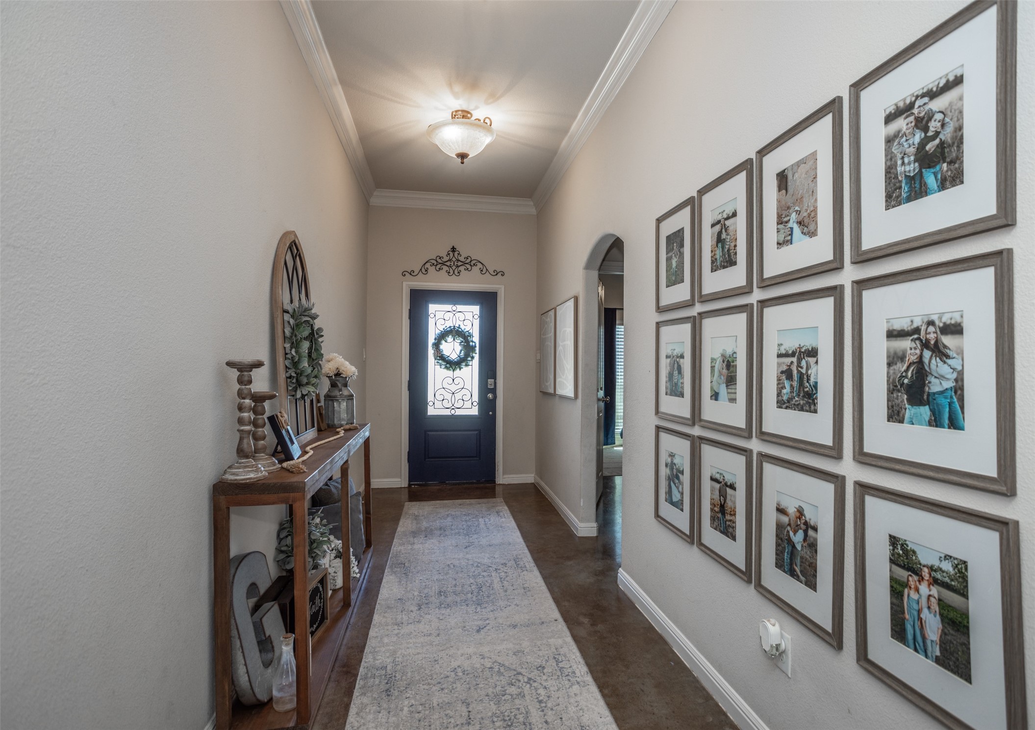 1091 County Road 348 Valley View TX 76272