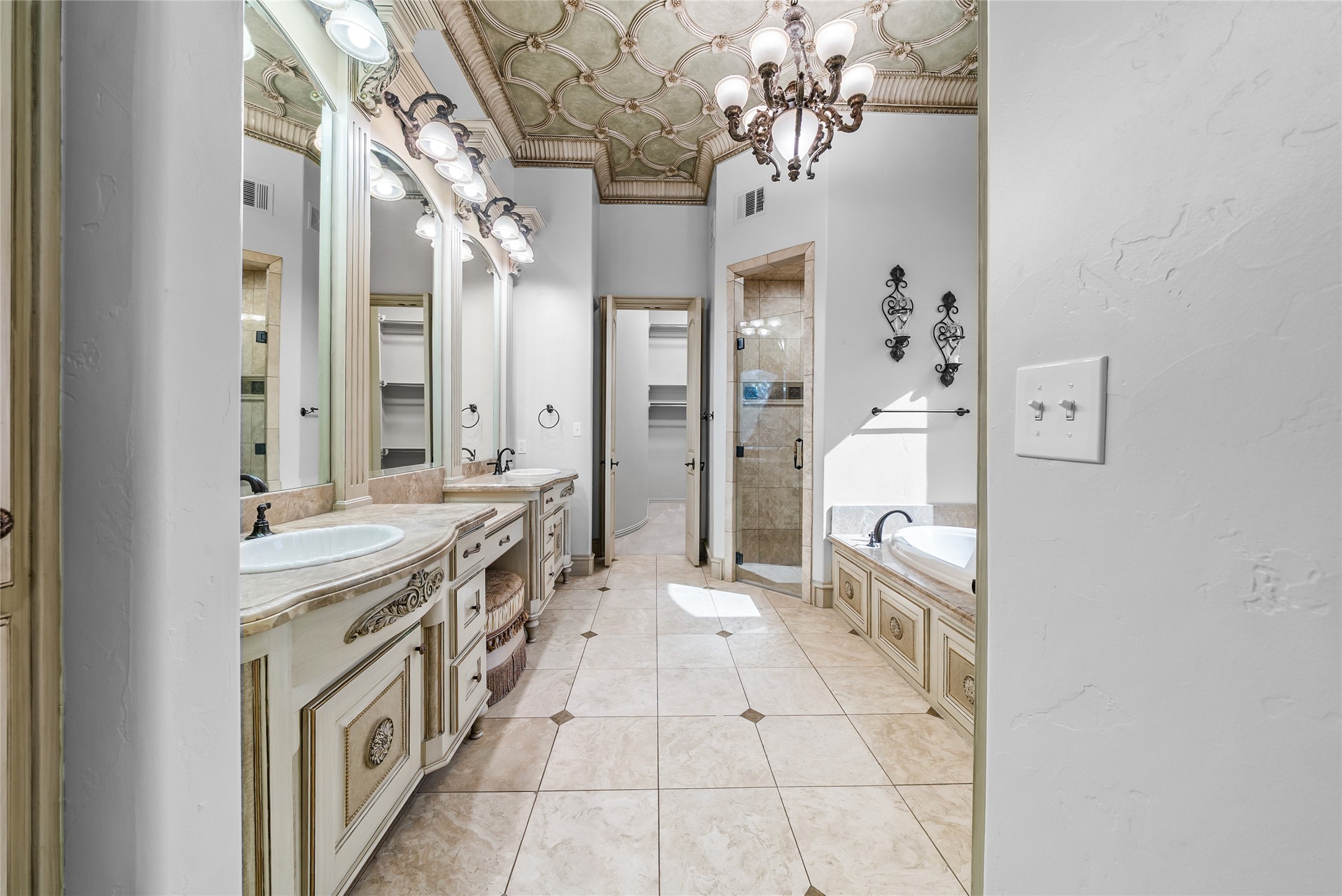 4900 Rockrimmon Court Colleyville TX 76034