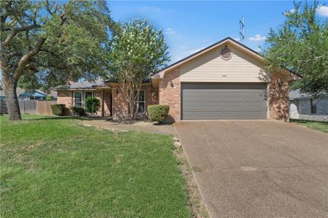 224 Cross Country Drive Hewitt TX 76643