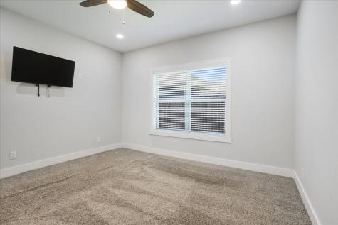 1226 W Elm Street Denison TX 75020