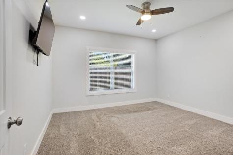 1226 W Elm Street Denison TX 75020