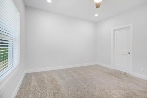 1226 W Elm Street Denison TX 75020