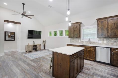 1226 W Elm Street Denison TX 75020