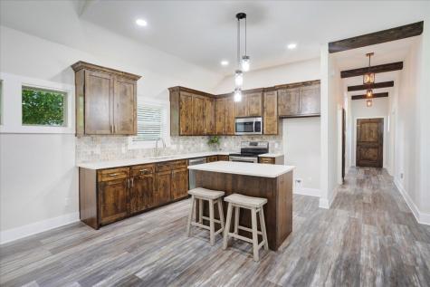 1226 W Elm Street Denison TX 75020