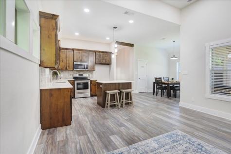 1226 W Elm Street Denison TX 75020