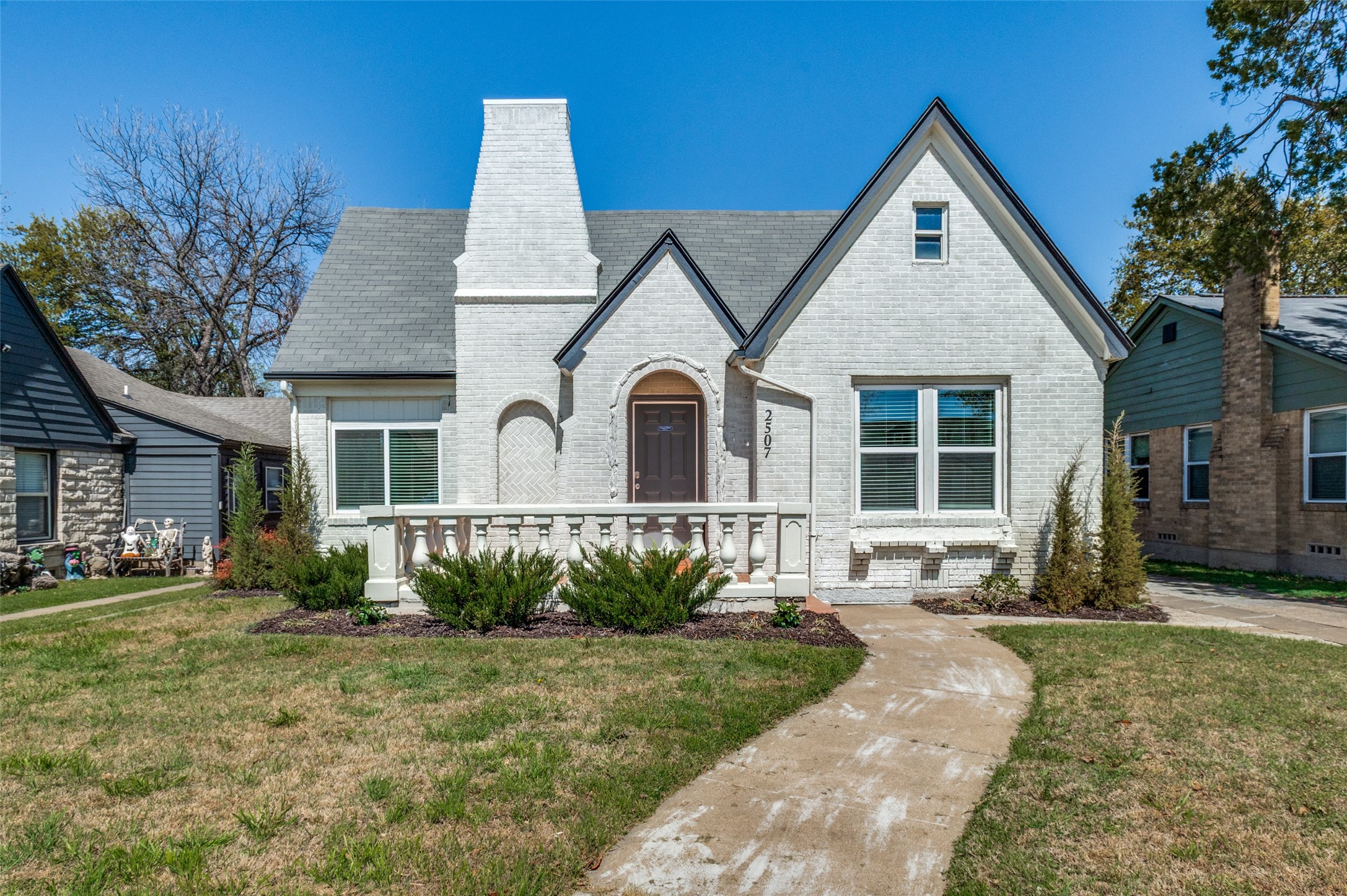 2507 Alco Avenue Dallas TX 75211