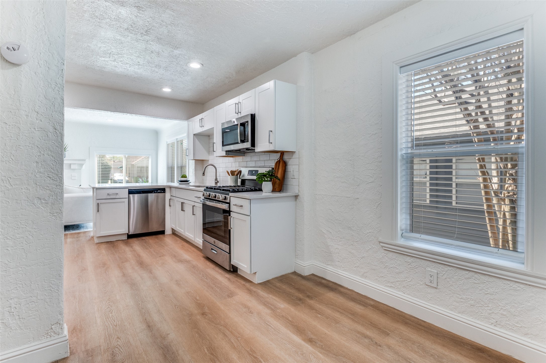 2507 Alco Avenue Dallas TX 75211