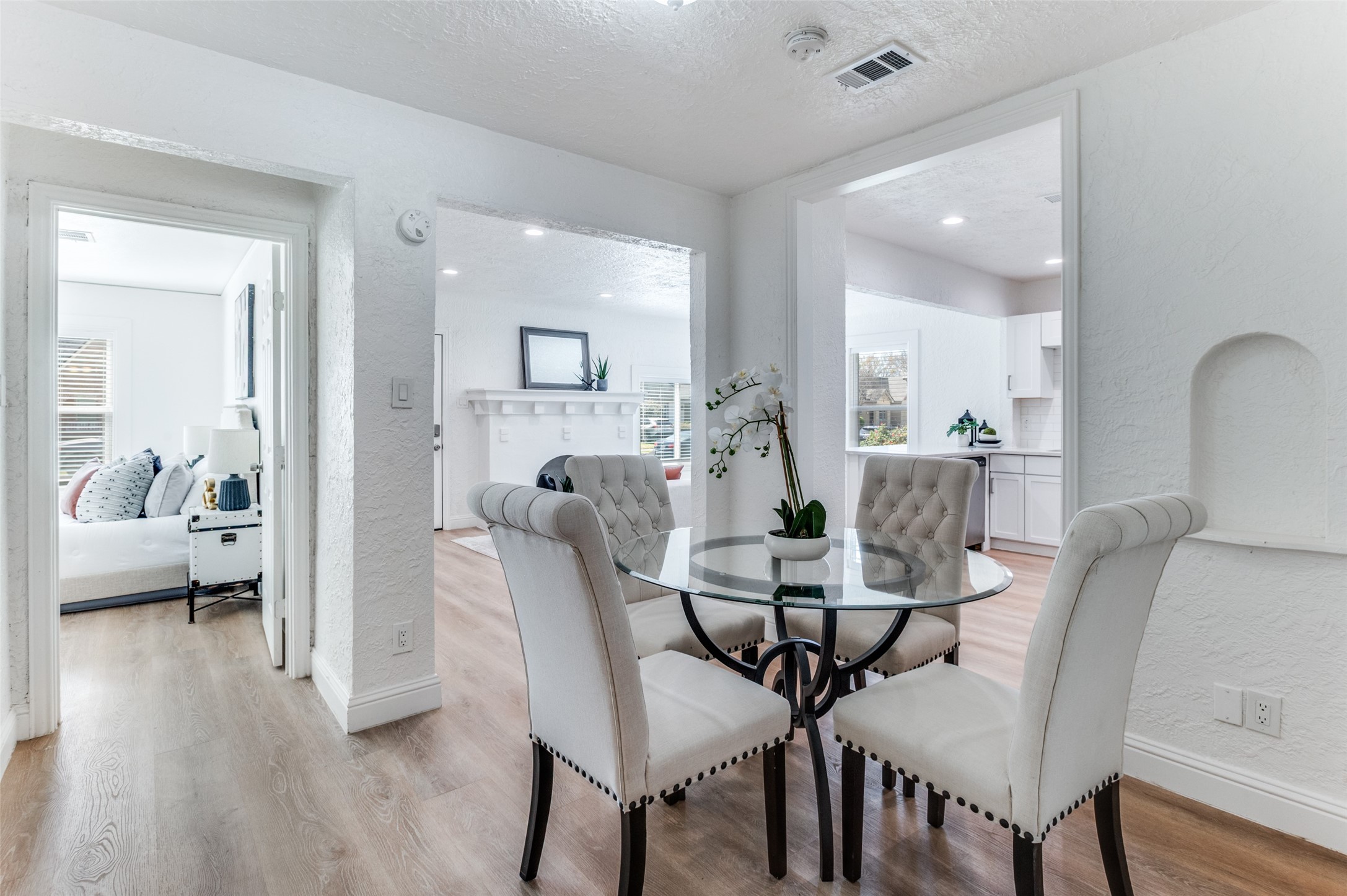 2507 Alco Avenue Dallas TX 75211