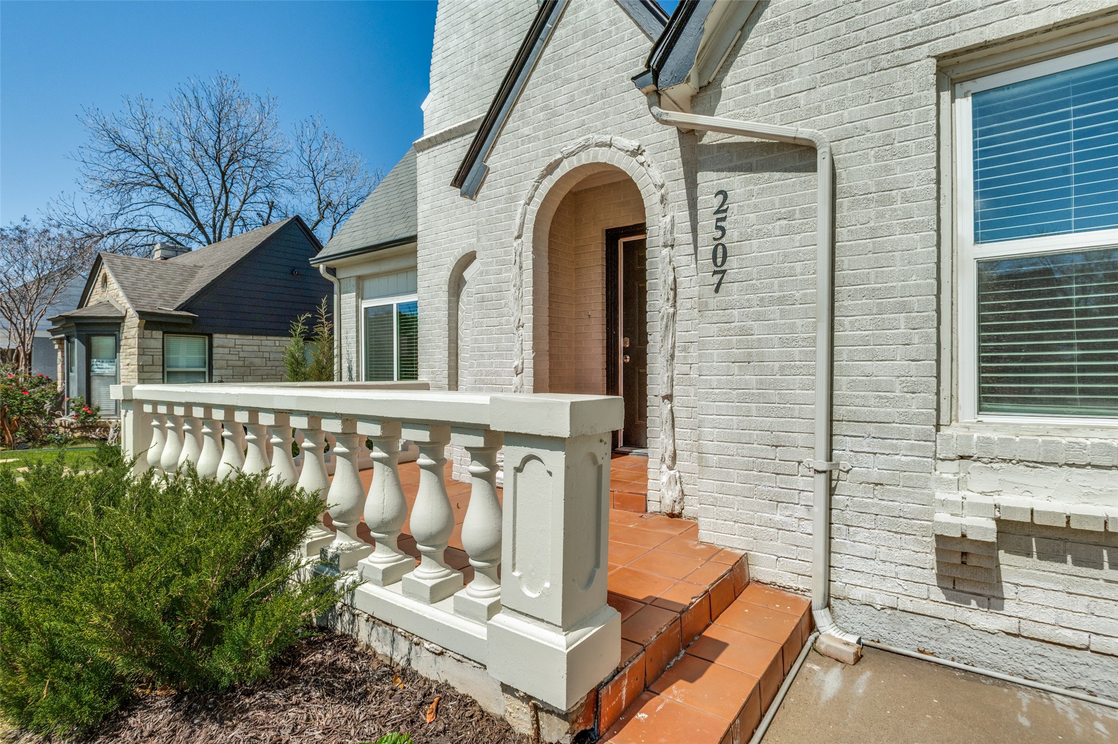 2507 Alco Avenue Dallas TX 75211