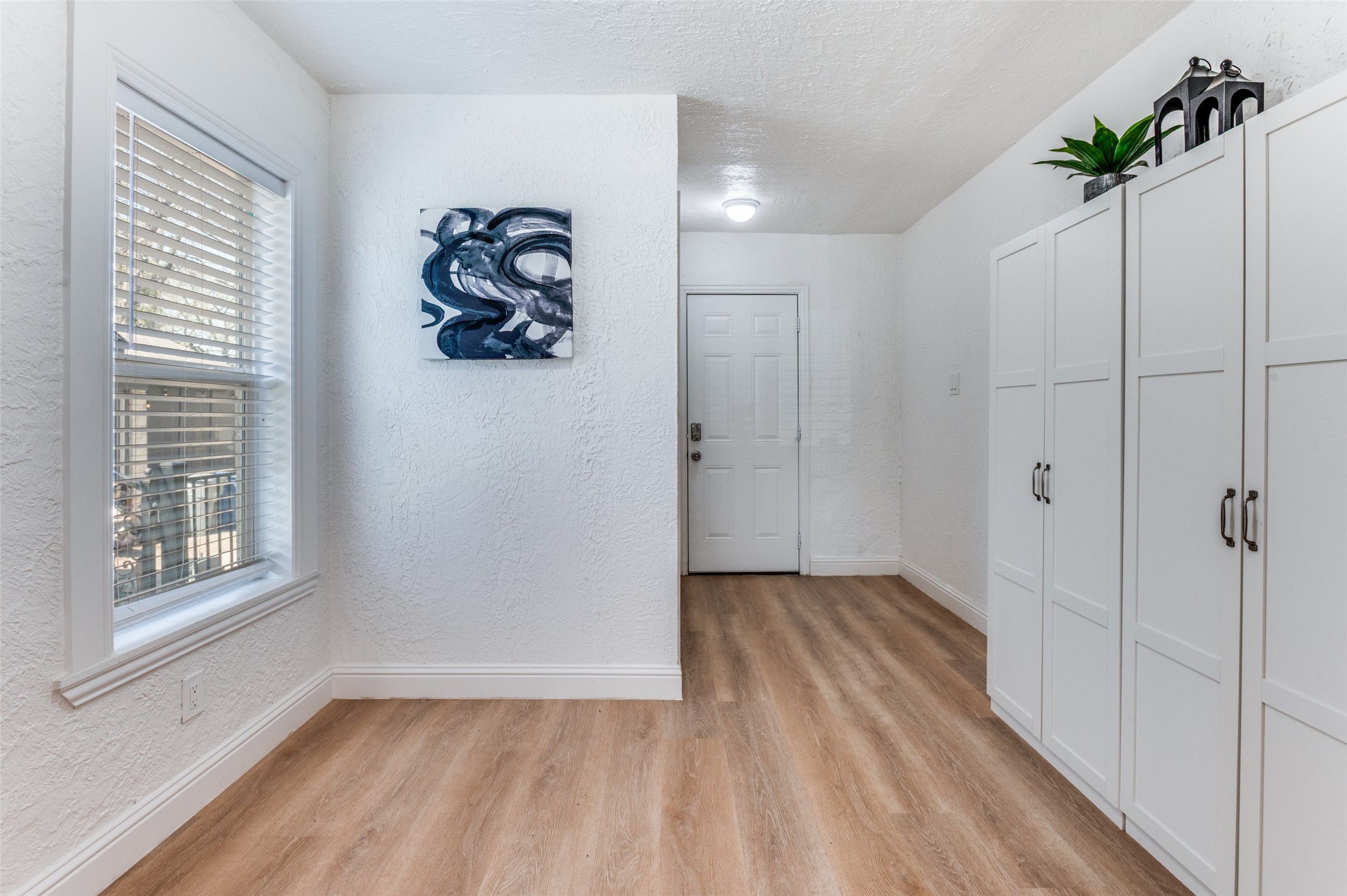 2507 Alco Avenue Dallas TX 75211