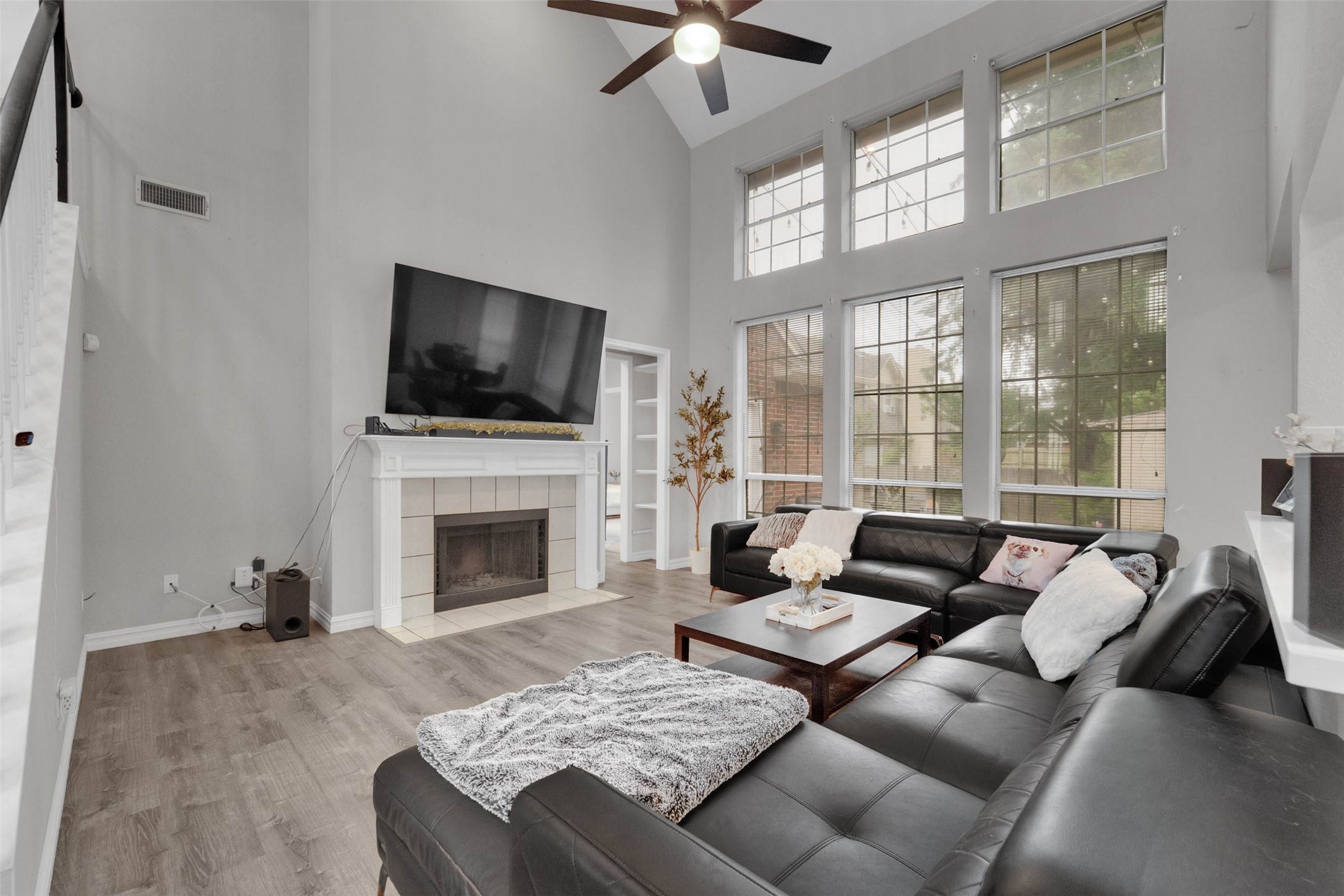 204 Springpark Drive Arlington TX 76014