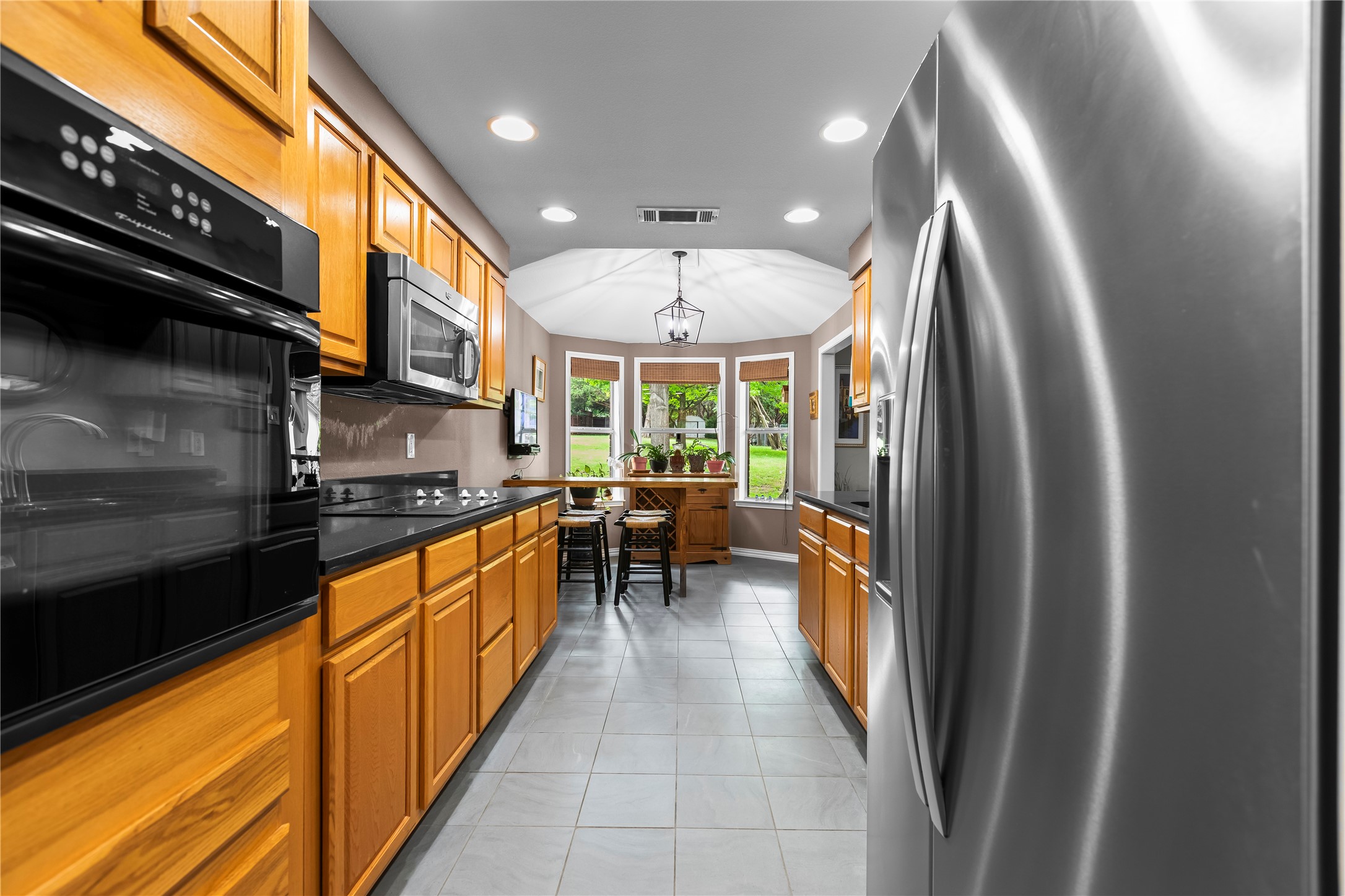 403 N Casa Grande Circle Duncanville TX 75116