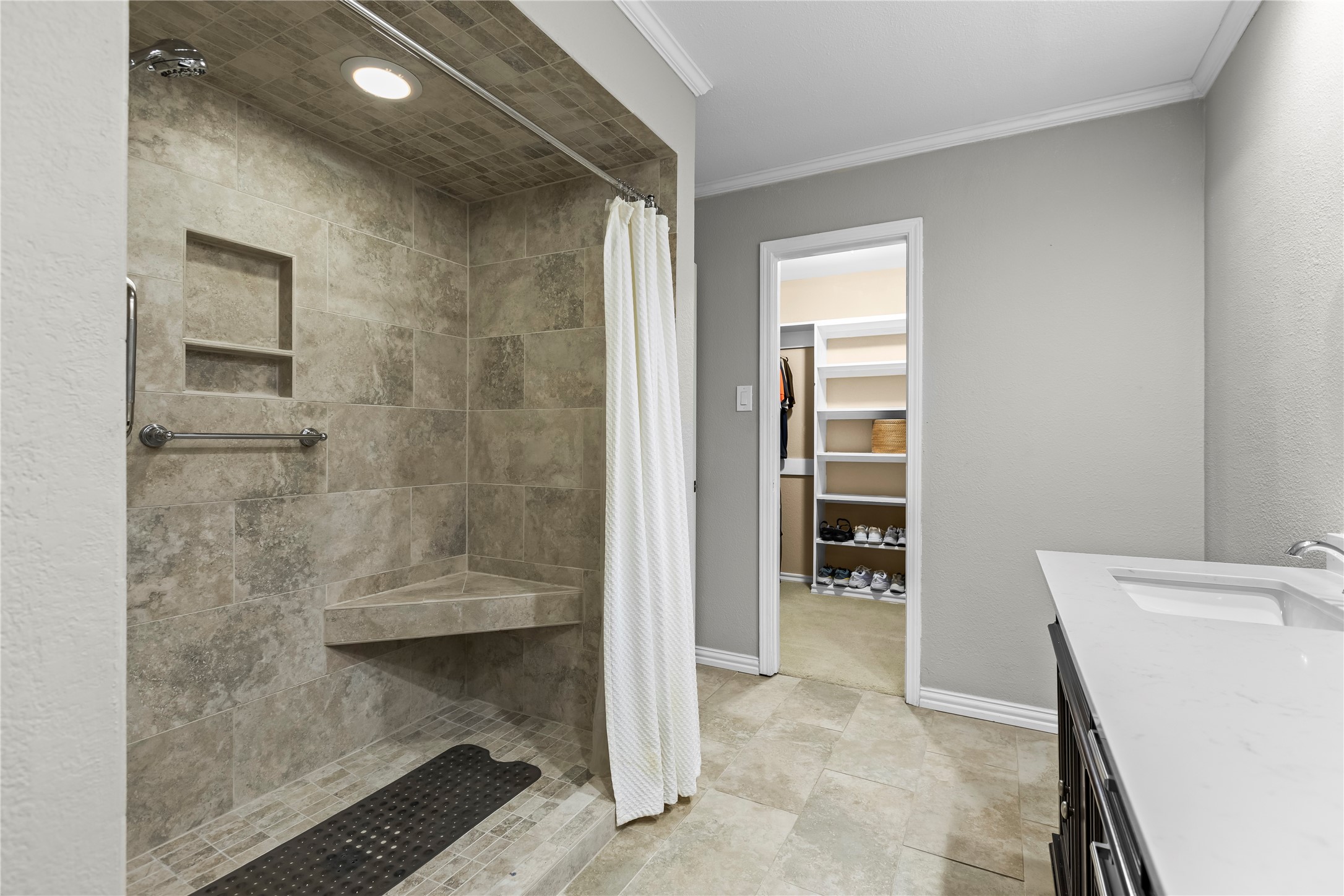 403 N Casa Grande Circle Duncanville TX 75116