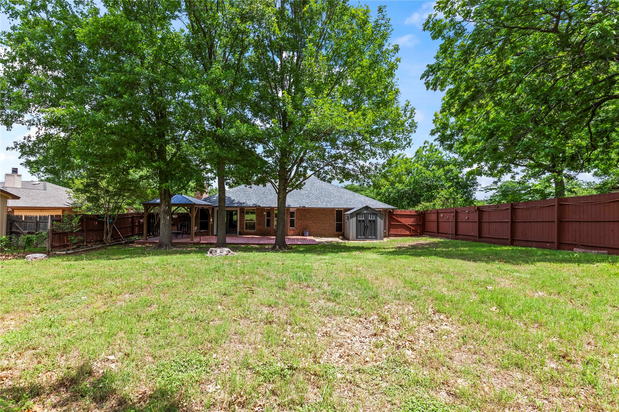403 N Casa Grande Circle Duncanville TX 75116