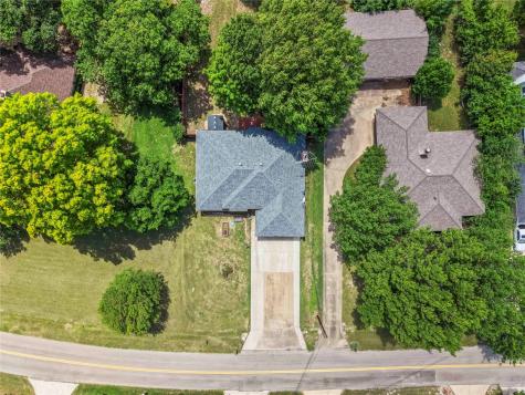 403 N Casa Grande Circle Duncanville TX 75116