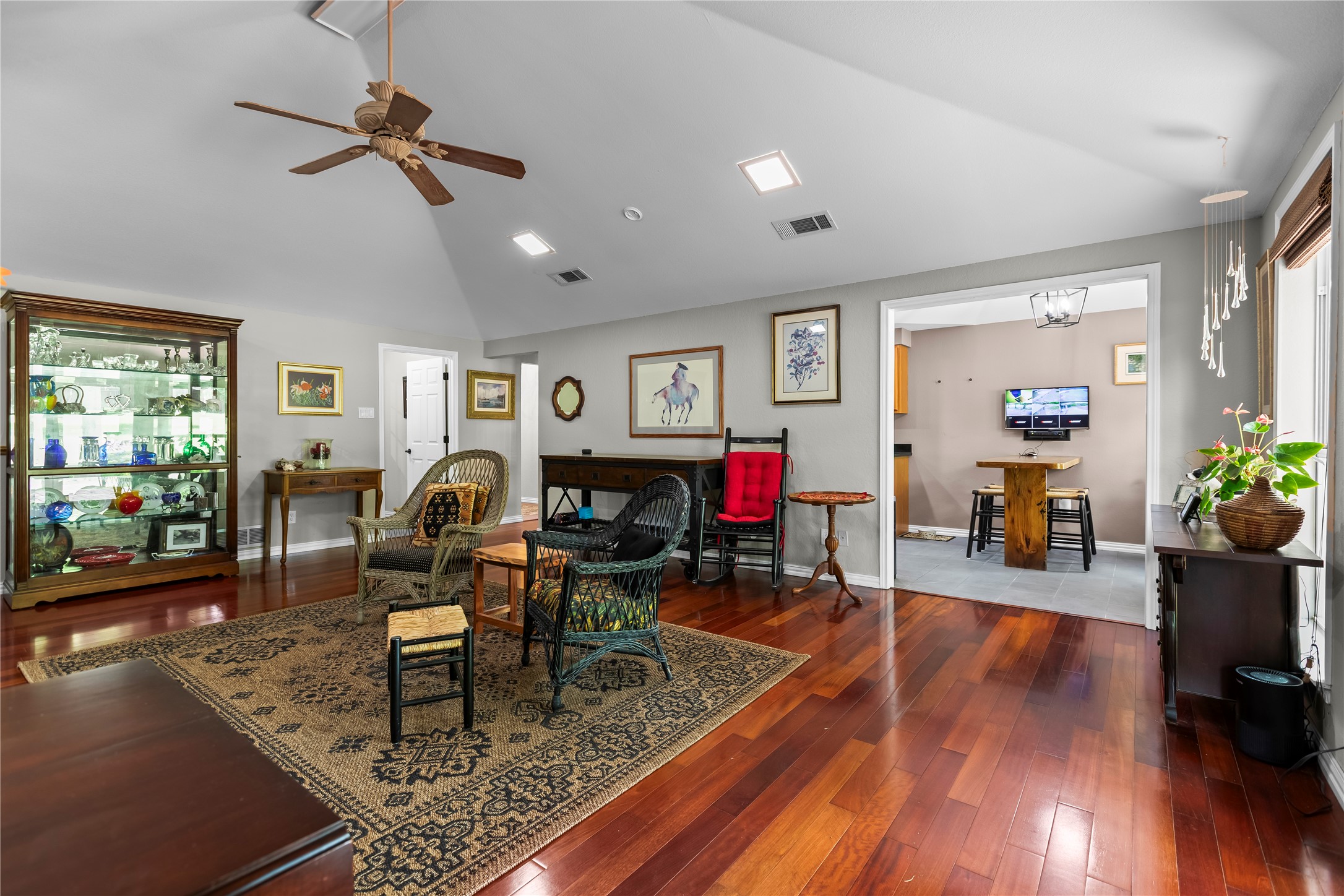 403 N Casa Grande Circle Duncanville TX 75116