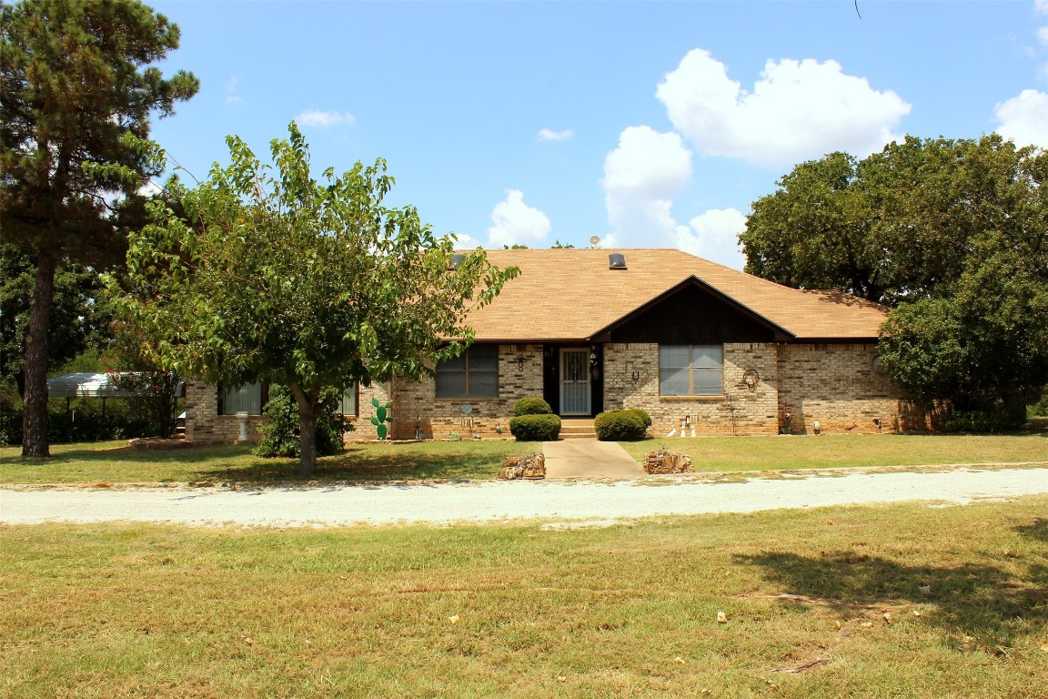 1710 Highway 570 Eastland TX 76448