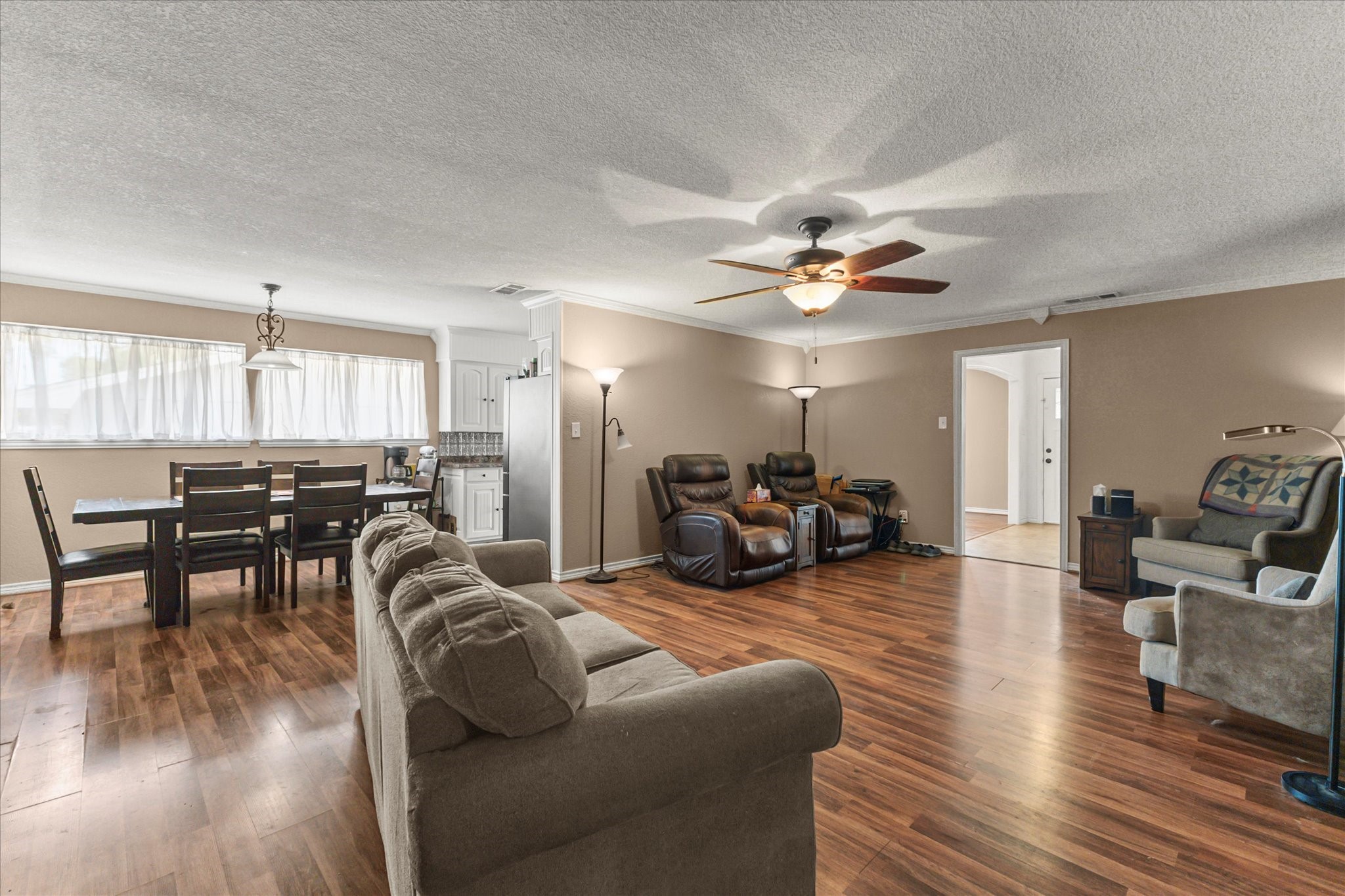 201 Collins Drive Terrell TX 75160
