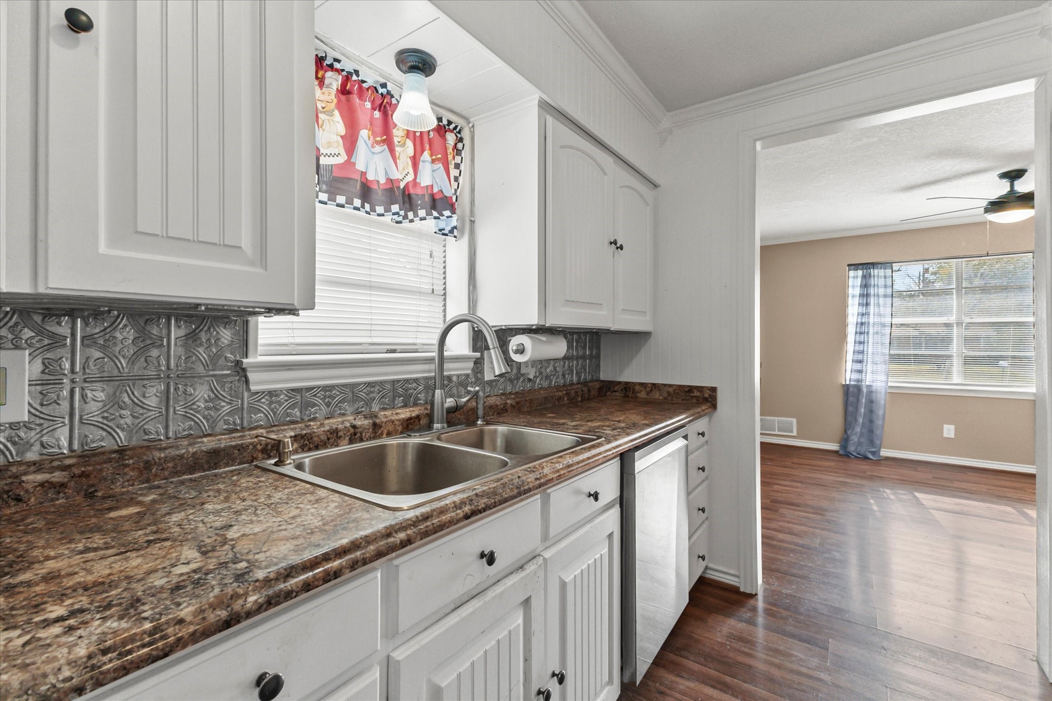 201 Collins Drive Terrell TX 75160