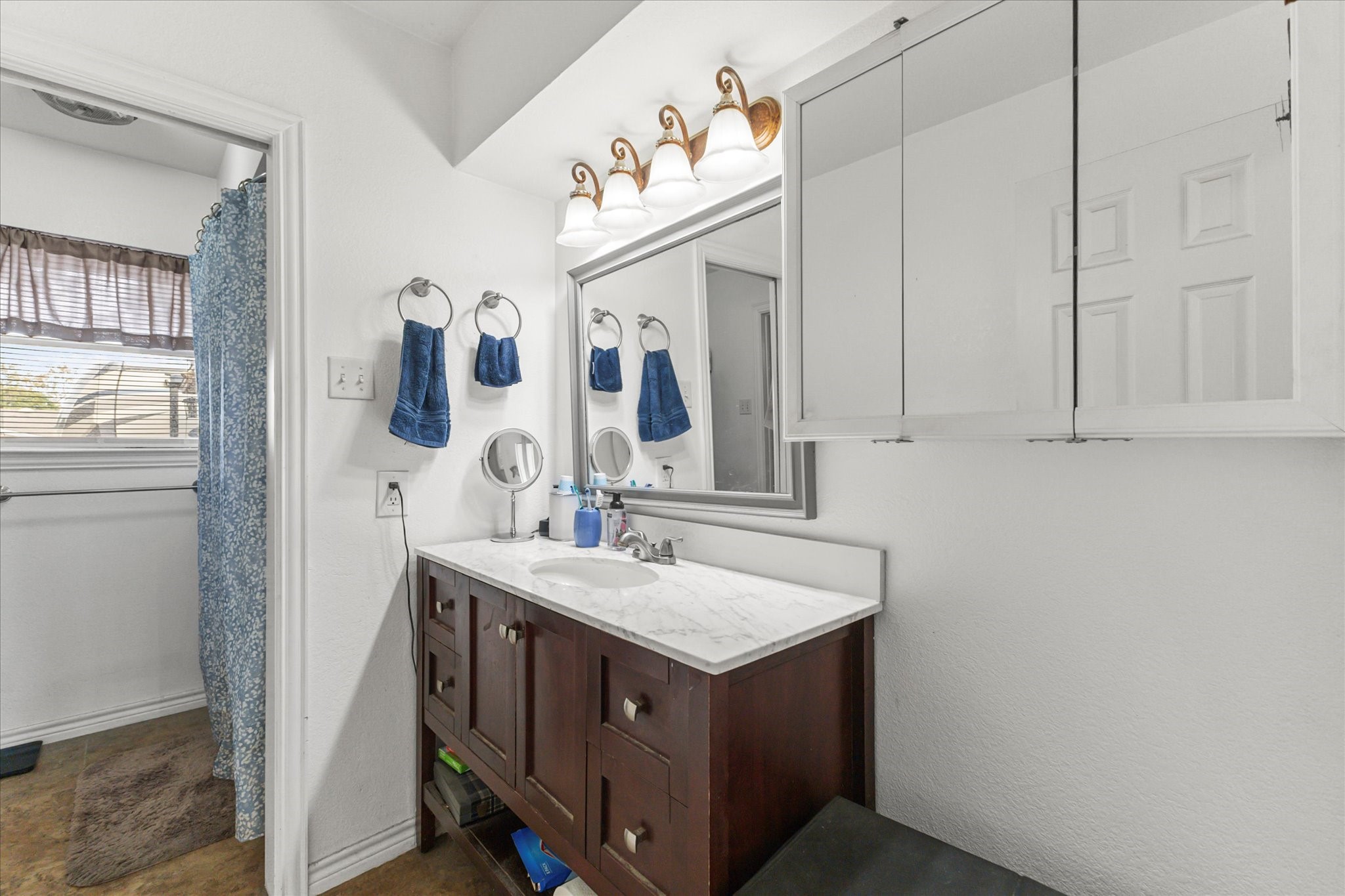 201 Collins Drive Terrell TX 75160